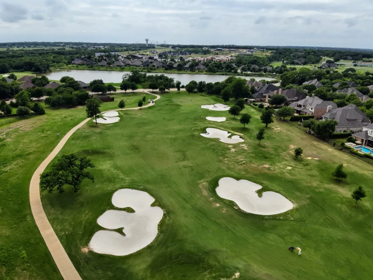 Single Family Residence For Rent in Denton County , 8330 Elena Drive, Lantana, Texas 76226, 3 Bedroom, 2 Bathroom, 2 Garage spaces, 2,508 Sqft, built in 2002, mls#21359418, Real Estate Agent in Lantana, Homes For Rent in Denton county, Homes For Rent in Lantana, Realtor in Lantana Texas, Real Estate Brokerage Independent Realty Texas, Luminita Cordes Realtor