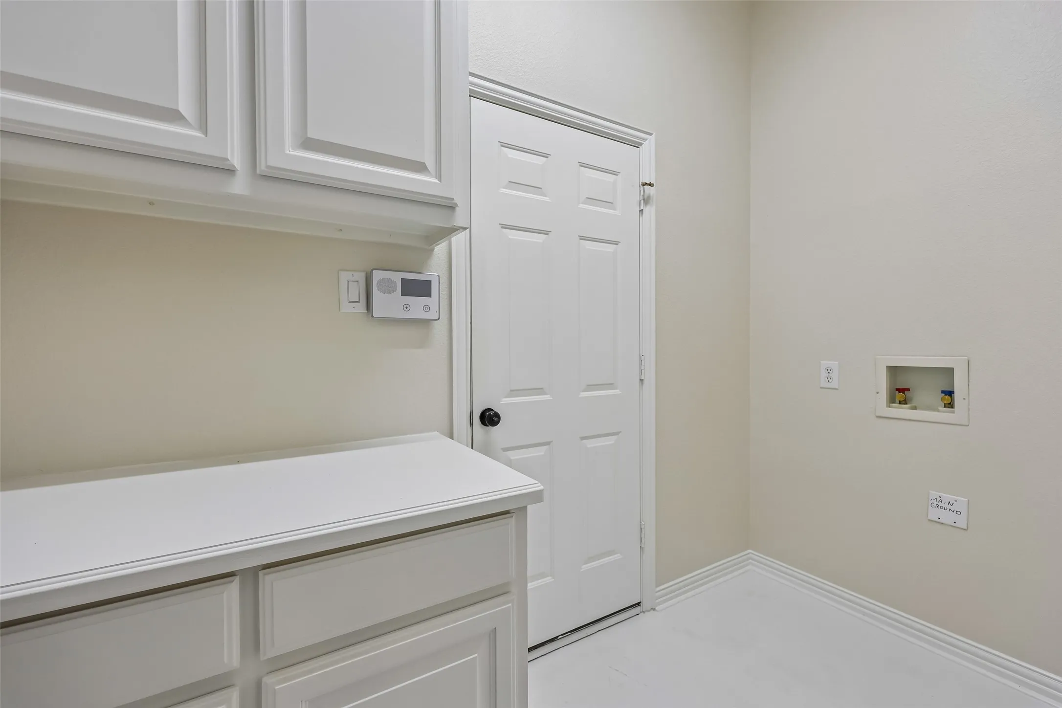 Single Family Residence For Rent in Denton County , 8330 Elena Drive, Lantana, Texas 76226, 3 Bedroom, 2 Bathroom, 2 Garage spaces, 2,508 Sqft, built in 2002, mls#21359418, Real Estate Agent in Lantana, Homes For Rent in Denton county, Homes For Rent in Lantana, Realtor in Lantana Texas, Real Estate Brokerage Independent Realty Texas, Luminita Cordes Realtor
