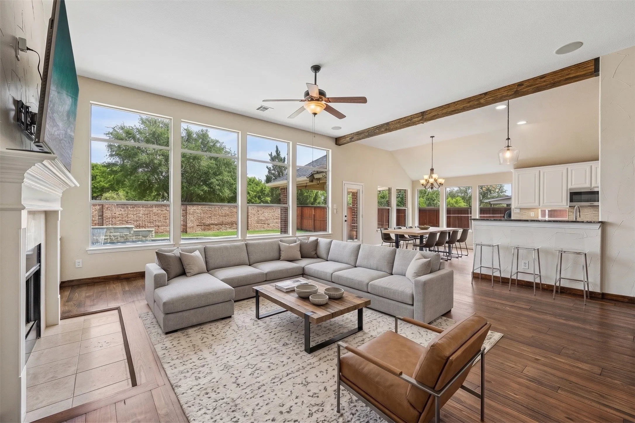 Single Family Residence For Rent in Denton County , 8330 Elena Drive, Lantana, Texas 76226, 3 Bedroom, 2 Bathroom, 2 Garage spaces, 2,508 Sqft, built in 2002, mls#21359418, Real Estate Agent in Lantana, Homes For Rent in Denton county, Homes For Rent in Lantana, Realtor in Lantana Texas, Real Estate Brokerage Independent Realty Texas, Luminita Cordes Realtor