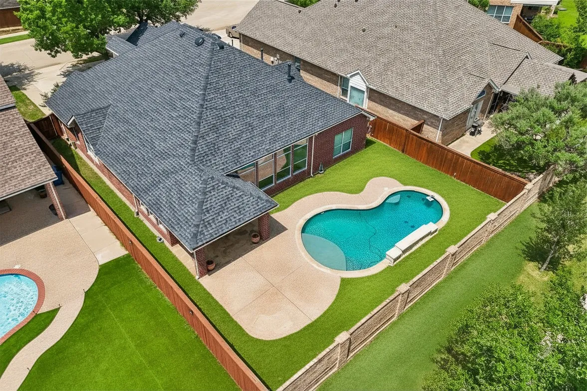Single Family Residence For Rent in Denton County , 8330 Elena Drive, Lantana, Texas 76226, 3 Bedroom, 2 Bathroom, 2 Garage spaces, 2,508 Sqft, built in 2002, mls#21359418, Real Estate Agent in Lantana, Homes For Rent in Denton county, Homes For Rent in Lantana, Realtor in Lantana Texas, Real Estate Brokerage Independent Realty Texas, Luminita Cordes Realtor