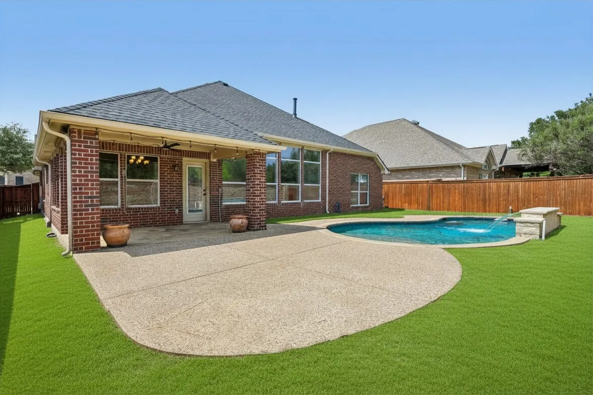Single Family Residence For Rent in Denton County , 8330 Elena Drive, Lantana, Texas 76226, 3 Bedroom, 2 Bathroom, 2 Garage spaces, 2,508 Sqft, built in 2002, mls#21359418, Real Estate Agent in Lantana, Homes For Rent in Denton county, Homes For Rent in Lantana, Realtor in Lantana Texas, Real Estate Brokerage Independent Realty Texas, Luminita Cordes Realtor
