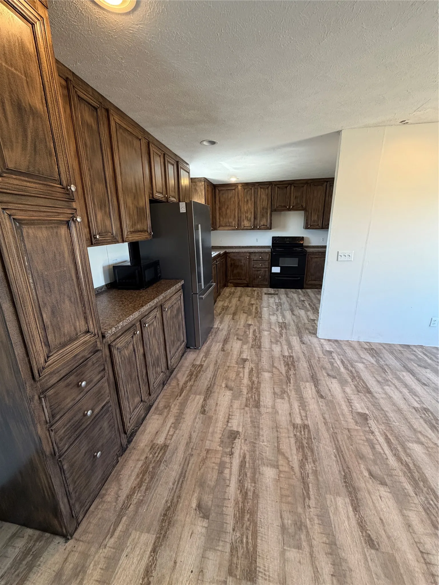 Manufactured Home For Sale in Fannin County , 408 County Road 4415, Whitewright, Texas 75491, 3 Bedroom, 2 Bathroom, Garage spaces, 1,360 Sqft, built in 2015, mls#21357189, Real Estate Agent in Whitewright, Homes For Sale in Fannin county, Homes For Sale in Whitewright, Realtor in Whitewright Texas, Real Estate Brokerage Independent Realty Texas, Luminita Cordes Realtor