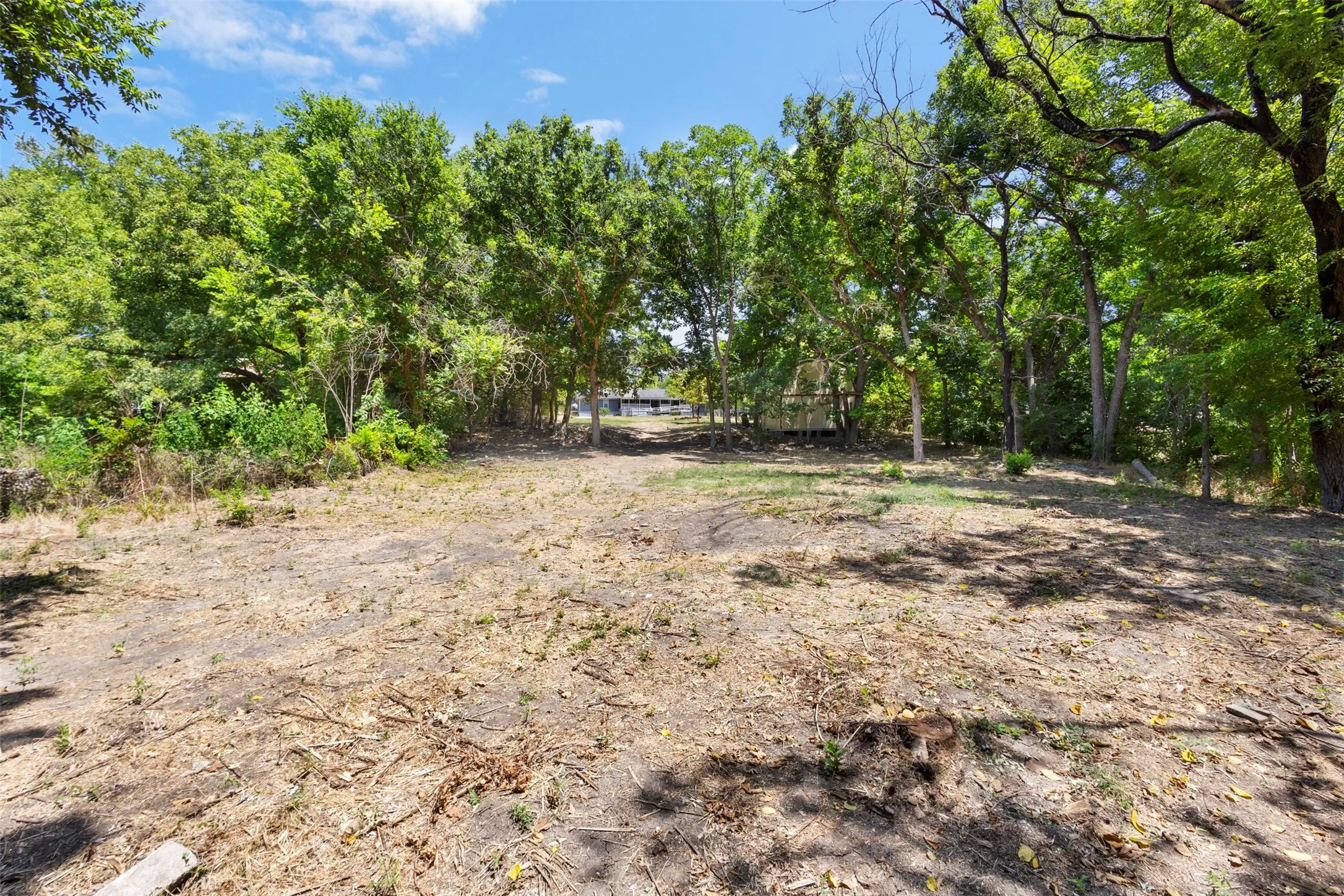 Improved Land For Sale in Ellis County , 261 Rocky Drive, Waxahachie, Texas 75167, 0, 0, Garage spaces, 0 Sqft, built in 2005, mls#21358137, Real Estate Agent in Waxahachie, Homes For Sale in Ellis county, Homes For Sale in Waxahachie, Realtor in Waxahachie Texas, Real Estate Brokerage Independent Realty Texas, Luminita Cordes Realtor