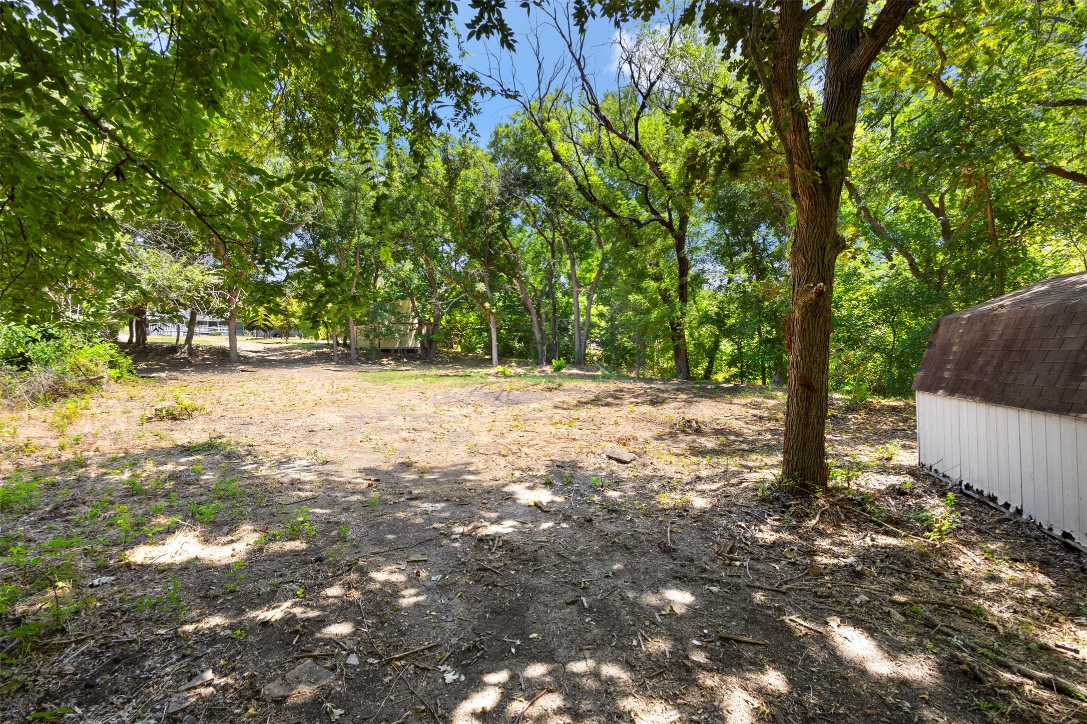 Improved Land For Sale in Ellis County , 261 Rocky Drive, Waxahachie, Texas 75167, 0, 0, Garage spaces, 0 Sqft, built in 2005, mls#21358137, Real Estate Agent in Waxahachie, Homes For Sale in Ellis county, Homes For Sale in Waxahachie, Realtor in Waxahachie Texas, Real Estate Brokerage Independent Realty Texas, Luminita Cordes Realtor