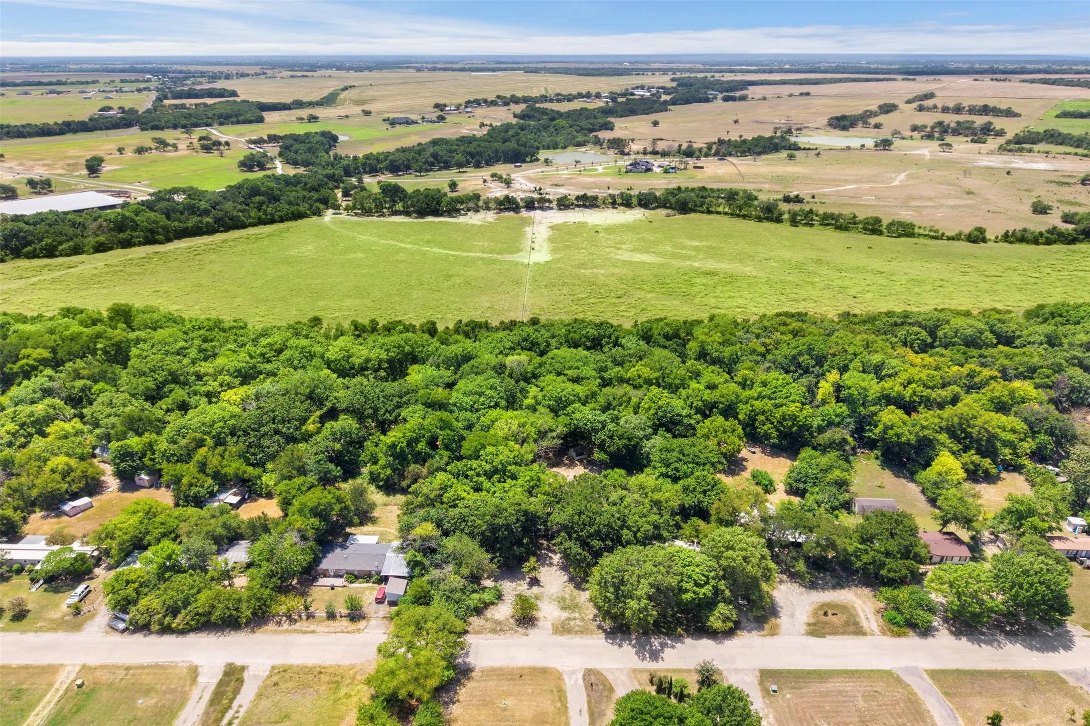 Improved Land For Sale in Ellis County , 261 Rocky Drive, Waxahachie, Texas 75167, 0, 0, Garage spaces, 0 Sqft, built in 2005, mls#21358137, Real Estate Agent in Waxahachie, Homes For Sale in Ellis county, Homes For Sale in Waxahachie, Realtor in Waxahachie Texas, Real Estate Brokerage Independent Realty Texas, Luminita Cordes Realtor