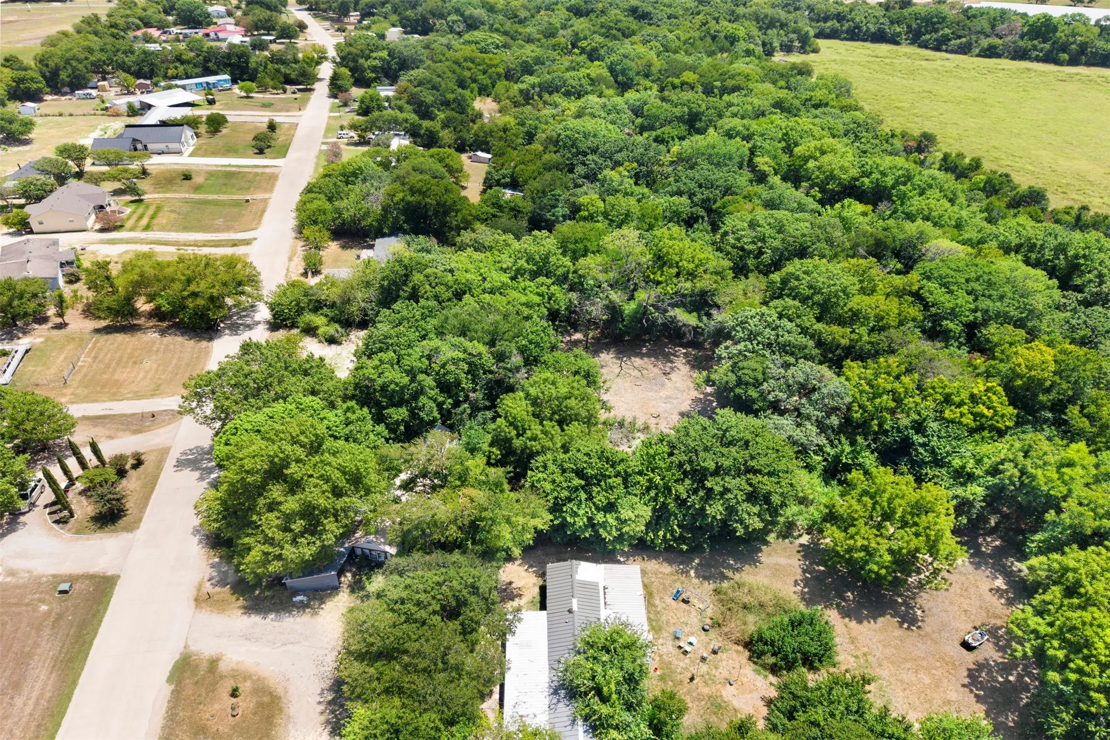 Improved Land For Sale in Ellis County , 261 Rocky Drive, Waxahachie, Texas 75167, 0, 0, Garage spaces, 0 Sqft, built in 2005, mls#21358137, Real Estate Agent in Waxahachie, Homes For Sale in Ellis county, Homes For Sale in Waxahachie, Realtor in Waxahachie Texas, Real Estate Brokerage Independent Realty Texas, Luminita Cordes Realtor
