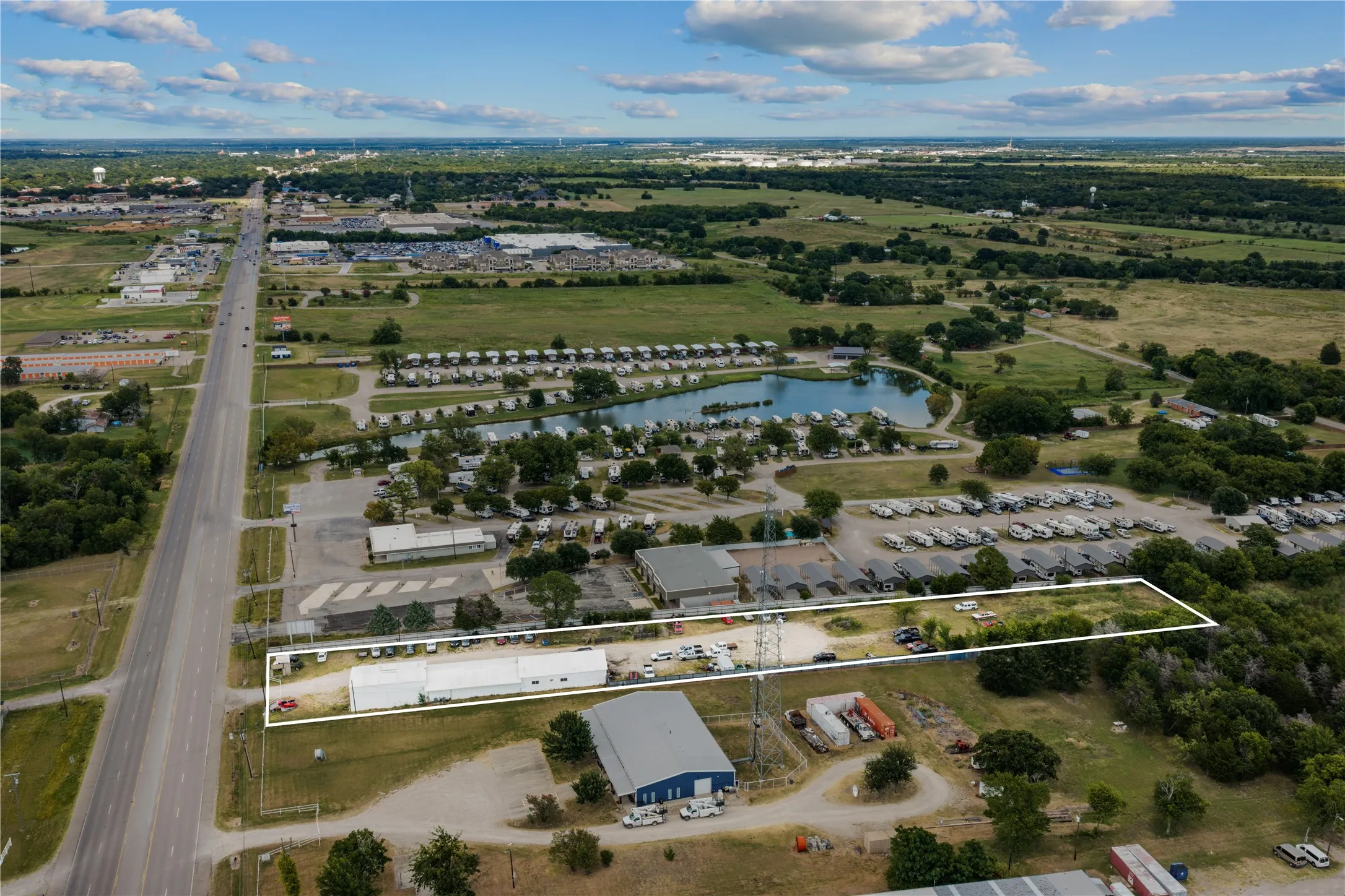 Industrial For Sale in Navarro County , 4429 W State Highway 31, Corsicana, Texas 75110, 0, 0, Garage spaces, 0 Sqft, built in 2004, mls#21359417, Real Estate Agent in Corsicana, Homes For Sale in Navarro county, Homes For Sale in Corsicana, Realtor in Corsicana Texas, Real Estate Brokerage Independent Realty Texas, Luminita Cordes Realtor