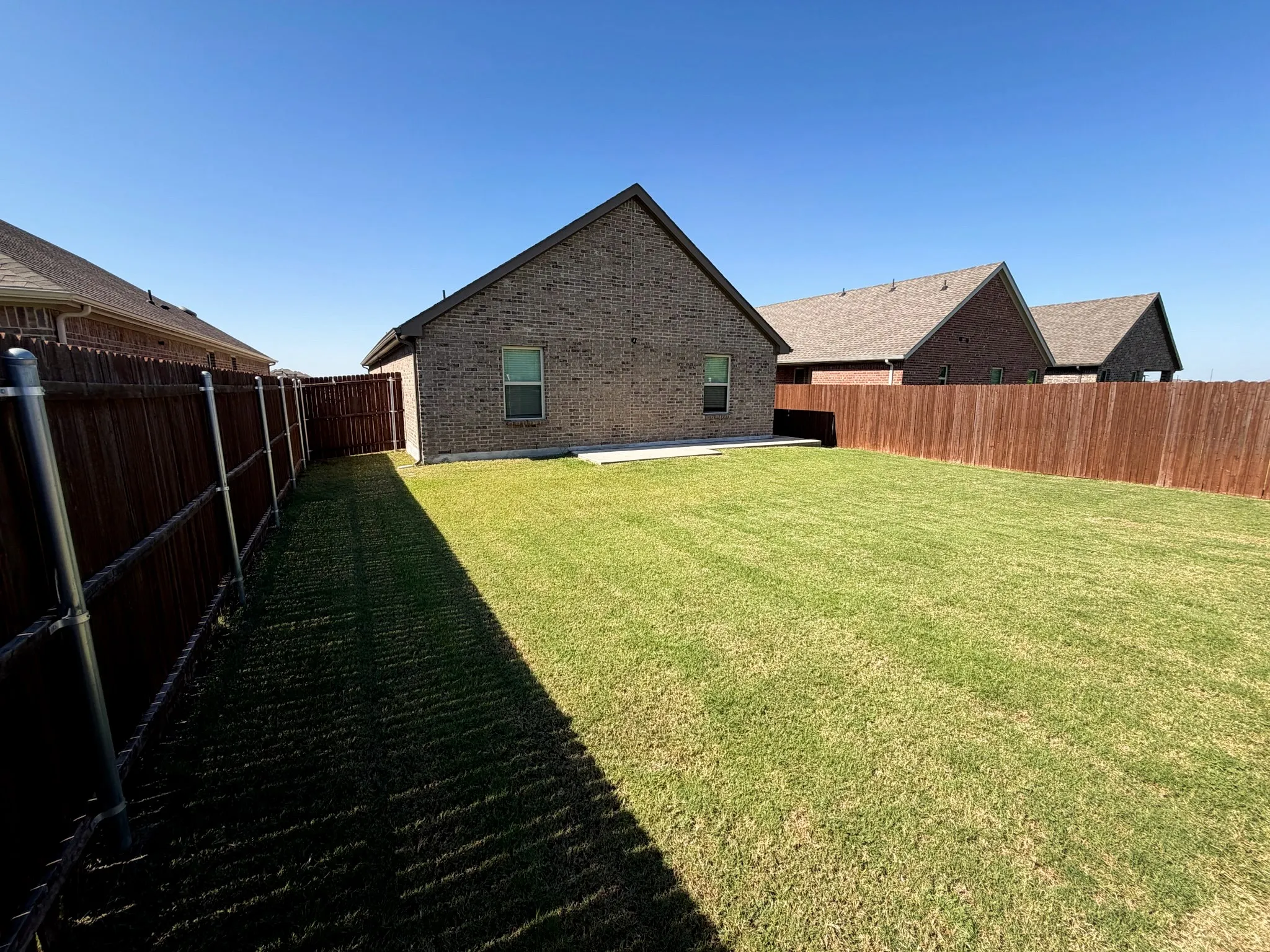 Single Family Residence For Rent in Collin County , 553 New Dawn Drive, Lavon, Texas 75166, 3 Bedroom, 2 Bathroom, 2 Garage spaces, 1,531 Sqft, built in 2023, mls#21354290, Real Estate Agent in Lavon, Homes For Rent in Collin county, Homes For Rent in Lavon, Realtor in Lavon Texas, Real Estate Brokerage Independent Realty Texas, Luminita Cordes Realtor
