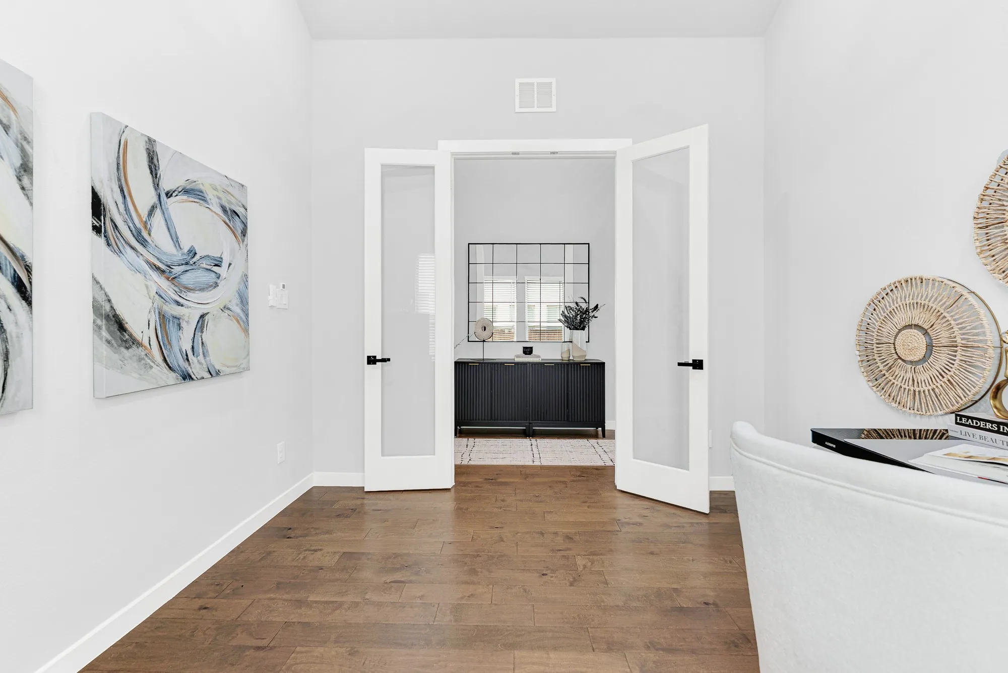Single Family Residence For Sale in Denton County , 3567 Rustic Oak Drive, Frisco, Texas 75033, 5 Bedroom, 5 Bathroom, 2 Garage spaces, 3,961 Sqft, built in 2021, mls#21359419, Real Estate Agent in Frisco, Homes For Sale in Denton county, Homes For Sale in Frisco, Realtor in Frisco Texas, Real Estate Brokerage Independent Realty Texas, Luminita Cordes Realtor