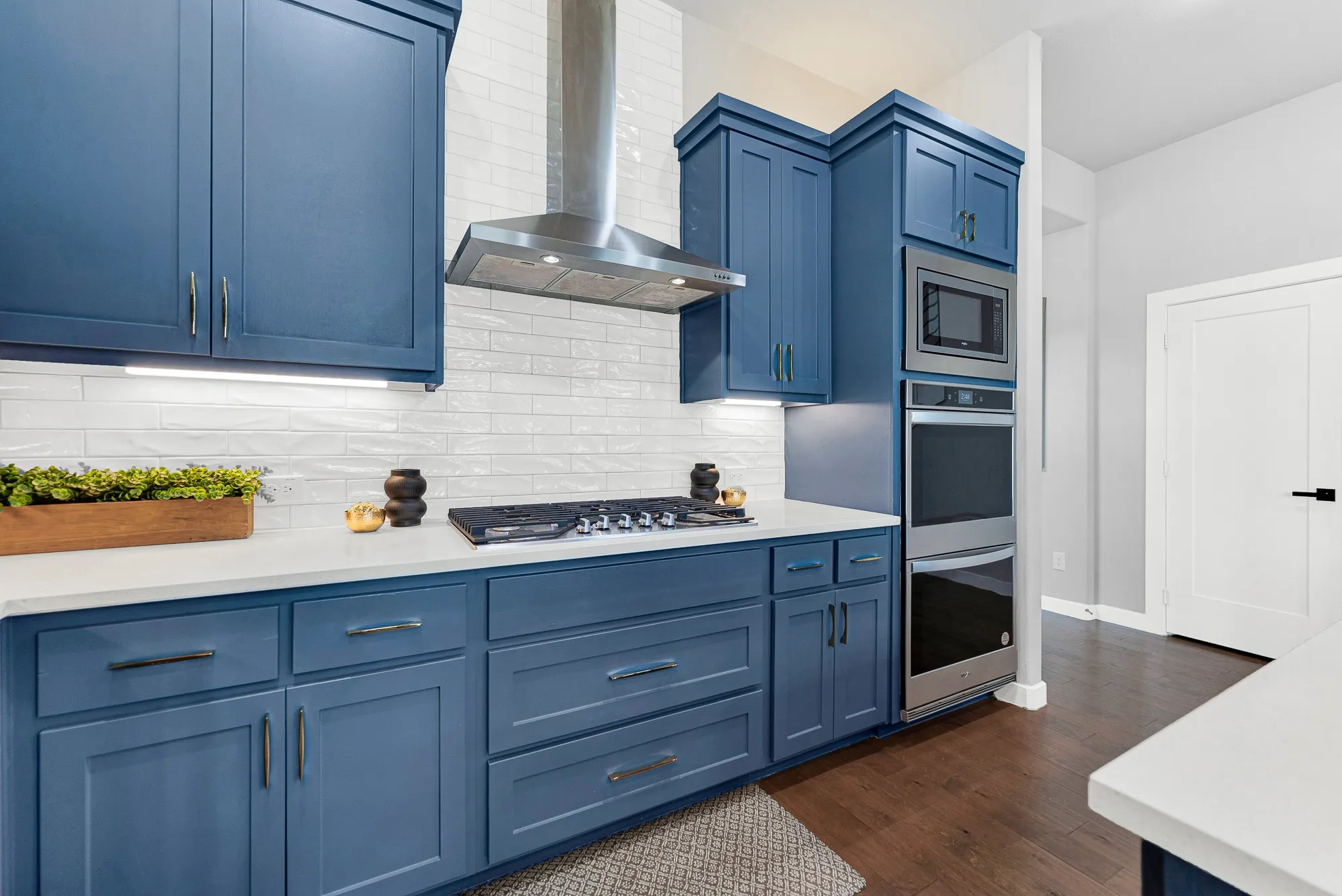 Single Family Residence For Sale in Denton County , 3567 Rustic Oak Drive, Frisco, Texas 75033, 5 Bedroom, 5 Bathroom, 2 Garage spaces, 3,961 Sqft, built in 2021, mls#21359419, Real Estate Agent in Frisco, Homes For Sale in Denton county, Homes For Sale in Frisco, Realtor in Frisco Texas, Real Estate Brokerage Independent Realty Texas, Luminita Cordes Realtor
