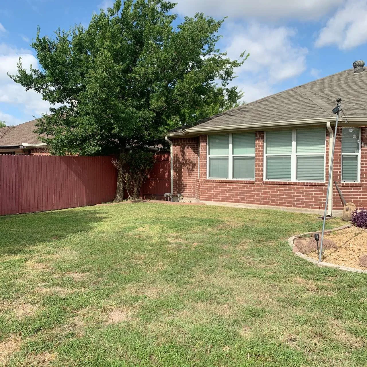 Single Family Residence For Rent in Collin County , 208 N Rolling Meadows Drive N, Wylie, Texas 75098, 3 Bedroom, 2 Bathroom, 2 Garage spaces, 1,633 Sqft, built in 2003, mls#21359436, Real Estate Agent in Wylie, Homes For Rent in Collin county, Homes For Rent in Wylie, Realtor in Wylie Texas, Real Estate Brokerage Independent Realty Texas, Luminita Cordes Realtor