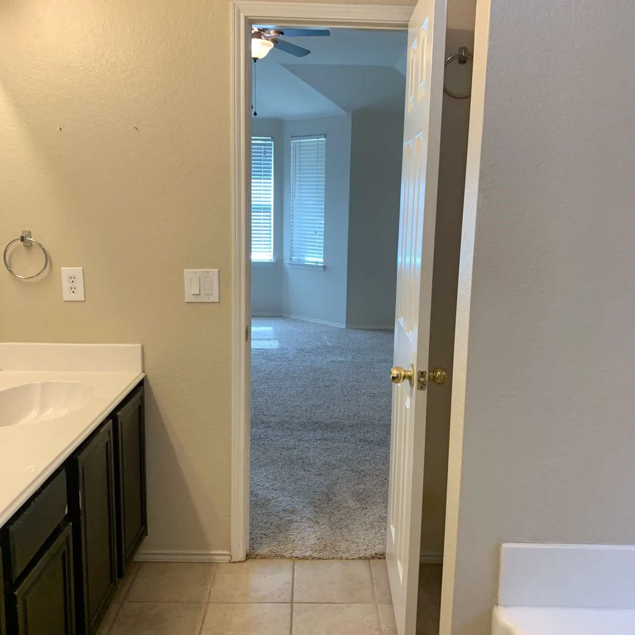 Single Family Residence For Rent in Collin County , 208 N Rolling Meadows Drive N, Wylie, Texas 75098, 3 Bedroom, 2 Bathroom, 2 Garage spaces, 1,633 Sqft, built in 2003, mls#21359436, Real Estate Agent in Wylie, Homes For Rent in Collin county, Homes For Rent in Wylie, Realtor in Wylie Texas, Real Estate Brokerage Independent Realty Texas, Luminita Cordes Realtor