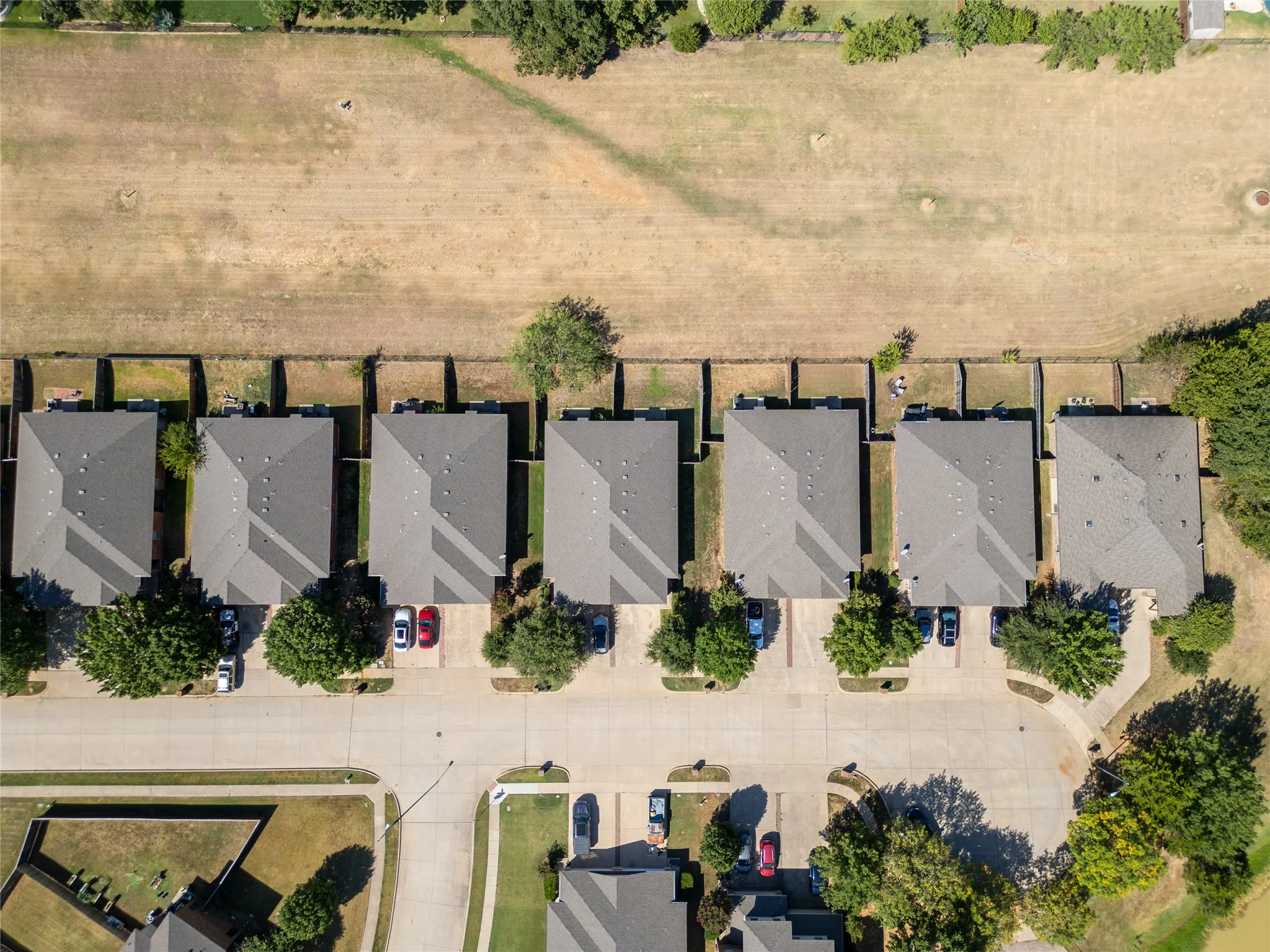 Duplex For Rent in Tarrant County , 1312 Piedmont Drive, Mansfield, Texas 76063, 3 Bedroom, 2 Bathroom, 2 Garage spaces, 1,222 Sqft, built in 2008, mls#21356629, Real Estate Agent in Mansfield, Homes For Rent in Tarrant county, Homes For Rent in Mansfield, Realtor in Mansfield Texas, Real Estate Brokerage Independent Realty Texas, Luminita Cordes Realtor
