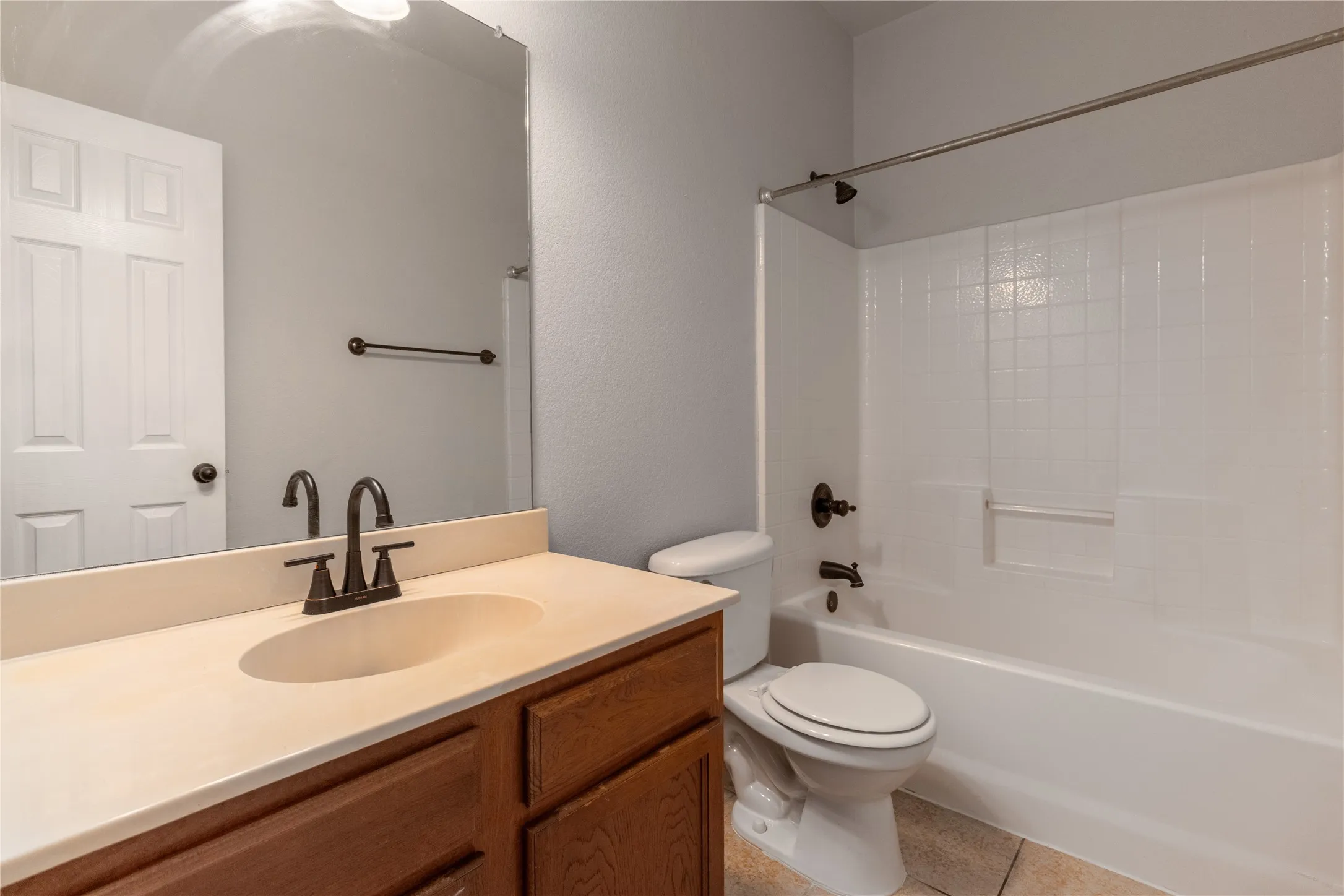 Duplex For Rent in Tarrant County , 1312 Piedmont Drive, Mansfield, Texas 76063, 3 Bedroom, 2 Bathroom, 2 Garage spaces, 1,222 Sqft, built in 2008, mls#21356629, Real Estate Agent in Mansfield, Homes For Rent in Tarrant county, Homes For Rent in Mansfield, Realtor in Mansfield Texas, Real Estate Brokerage Independent Realty Texas, Luminita Cordes Realtor
