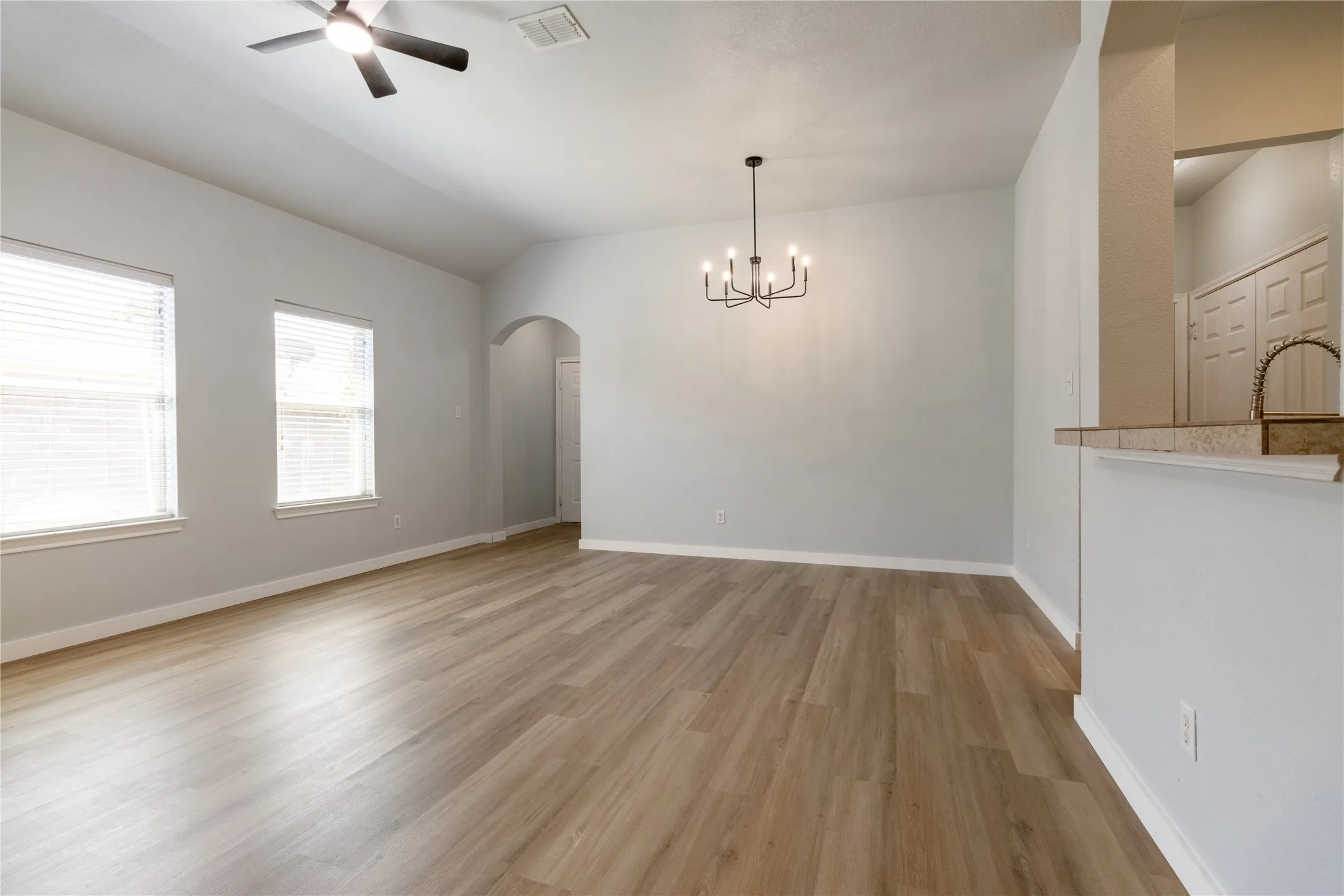 Duplex For Rent in Tarrant County , 1312 Piedmont Drive, Mansfield, Texas 76063, 3 Bedroom, 2 Bathroom, 2 Garage spaces, 1,222 Sqft, built in 2008, mls#21356629, Real Estate Agent in Mansfield, Homes For Rent in Tarrant county, Homes For Rent in Mansfield, Realtor in Mansfield Texas, Real Estate Brokerage Independent Realty Texas, Luminita Cordes Realtor