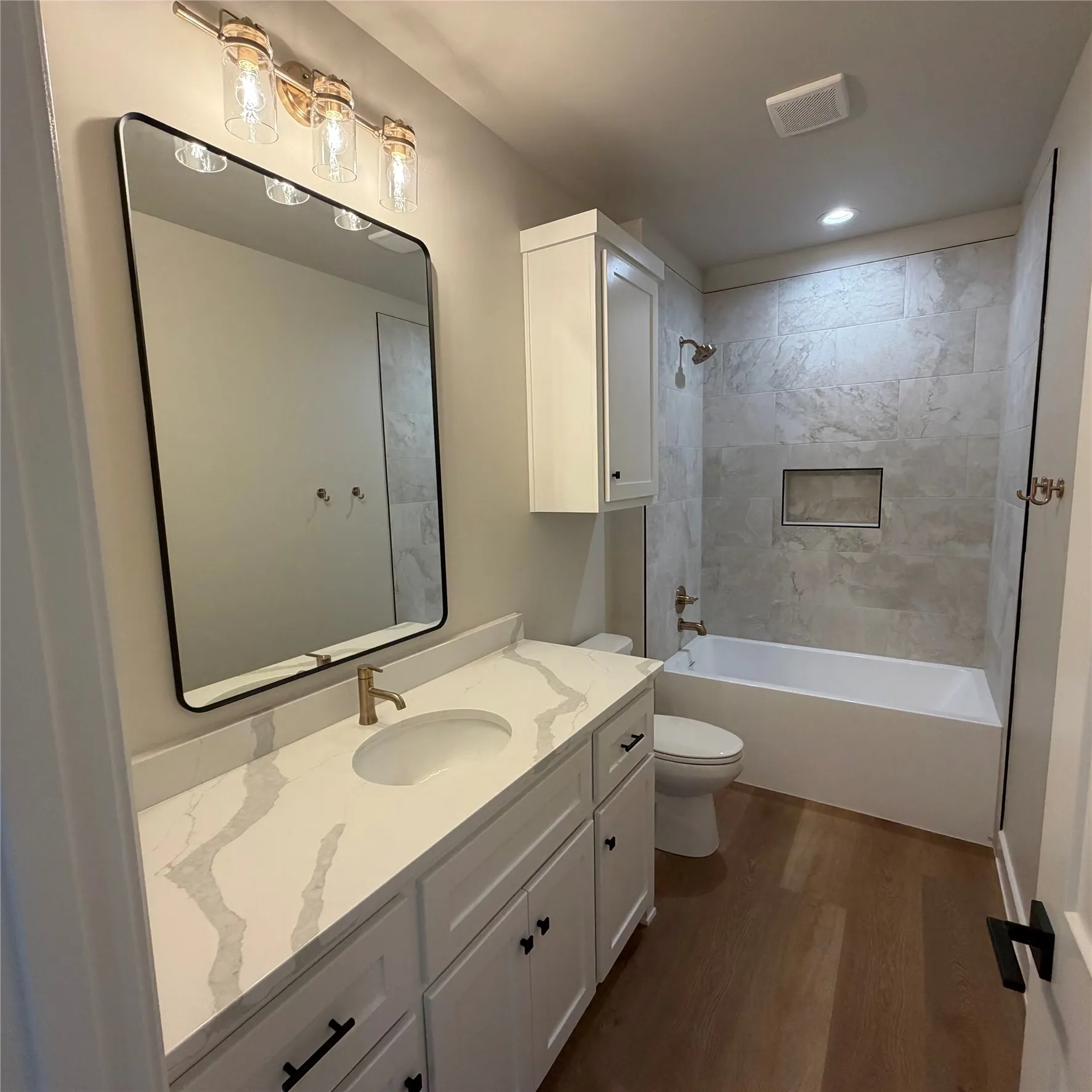 Single Family Residence For Rent in Taylor County , 7802 Enderby Lane, Abilene, Texas 79606, 5 Bedroom, 3 Bathroom, 2 Garage spaces, 2,700 Sqft, built in 2026, mls#21359441, Real Estate Agent in Abilene, Homes For Rent in Taylor county, Homes For Rent in Abilene, Realtor in Abilene Texas, Real Estate Brokerage Independent Realty Texas, Luminita Cordes Realtor