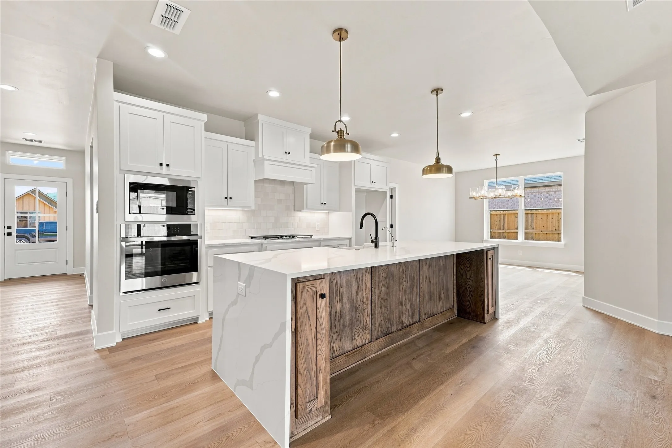 Single Family Residence For Rent in Taylor County , 7802 Enderby Lane, Abilene, Texas 79606, 5 Bedroom, 3 Bathroom, 2 Garage spaces, 2,700 Sqft, built in 2026, mls#21359441, Real Estate Agent in Abilene, Homes For Rent in Taylor county, Homes For Rent in Abilene, Realtor in Abilene Texas, Real Estate Brokerage Independent Realty Texas, Luminita Cordes Realtor
