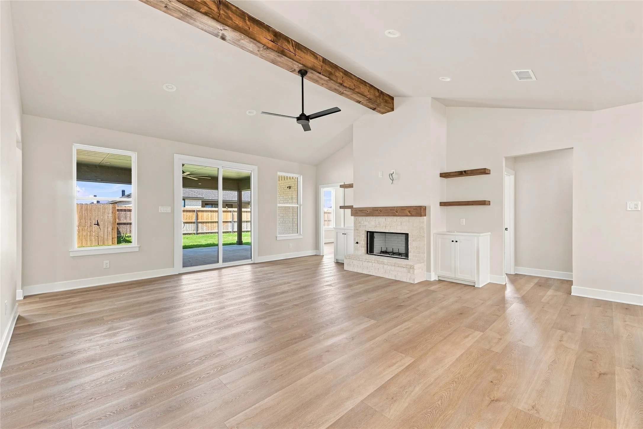 Single Family Residence For Rent in Taylor County , 7802 Enderby Lane, Abilene, Texas 79606, 5 Bedroom, 3 Bathroom, 2 Garage spaces, 2,700 Sqft, built in 2026, mls#21359441, Real Estate Agent in Abilene, Homes For Rent in Taylor county, Homes For Rent in Abilene, Realtor in Abilene Texas, Real Estate Brokerage Independent Realty Texas, Luminita Cordes Realtor