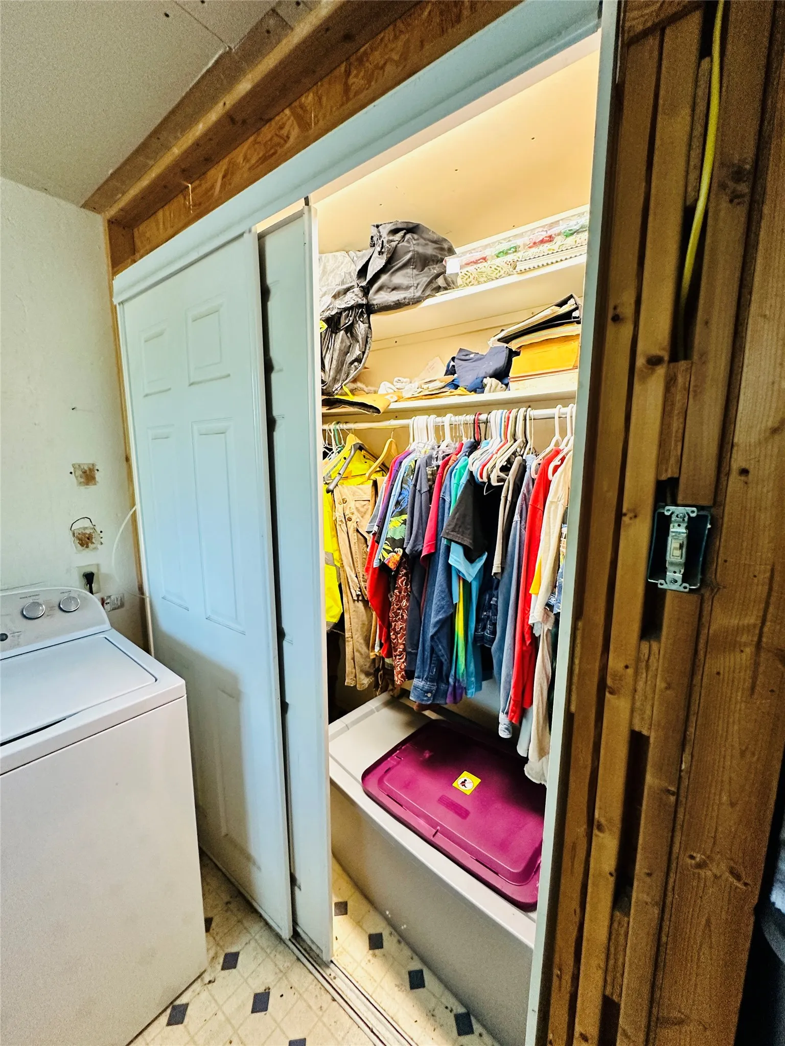 Single Family Residence For Sale in Brown County , 1020 Pleasant Valley Road, May, Texas 76857, 1 Bedroom, 1 Bathroom, Garage spaces, 576 Sqft, built in 2004, mls#21359378, Real Estate Agent in May, Homes For Sale in Brown county, Homes For Sale in May, Realtor in May Texas, Real Estate Brokerage Independent Realty Texas, Luminita Cordes Realtor