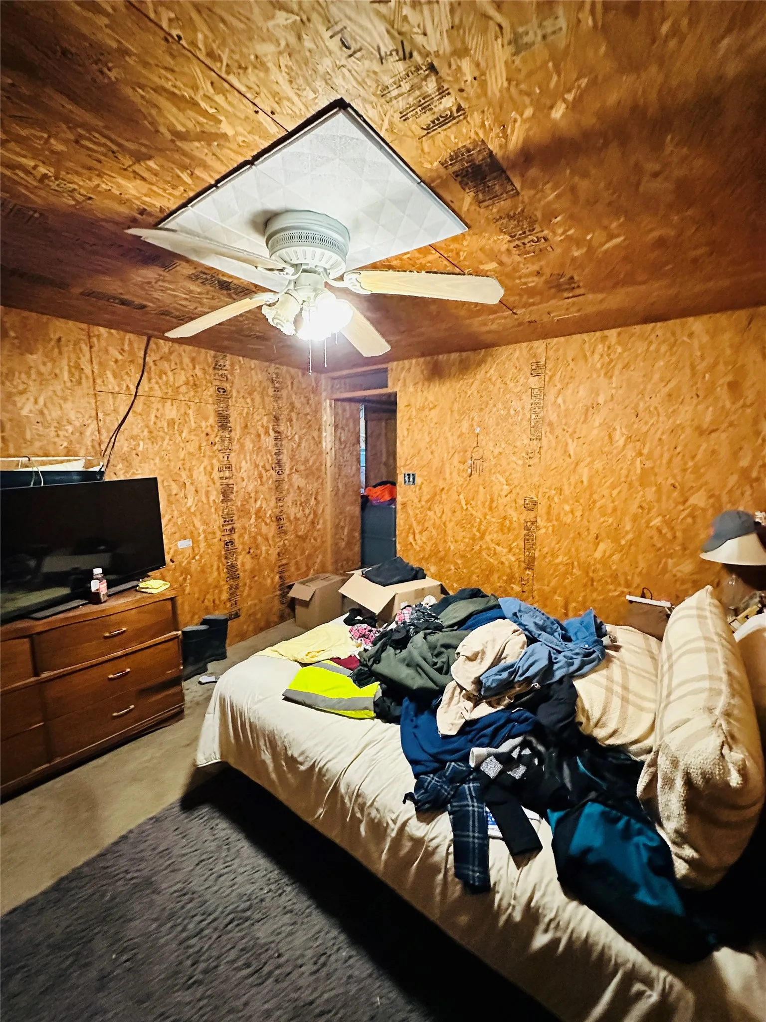 Single Family Residence For Sale in Brown County , 1020 Pleasant Valley Road, May, Texas 76857, 1 Bedroom, 1 Bathroom, Garage spaces, 576 Sqft, built in 2004, mls#21359378, Real Estate Agent in May, Homes For Sale in Brown county, Homes For Sale in May, Realtor in May Texas, Real Estate Brokerage Independent Realty Texas, Luminita Cordes Realtor