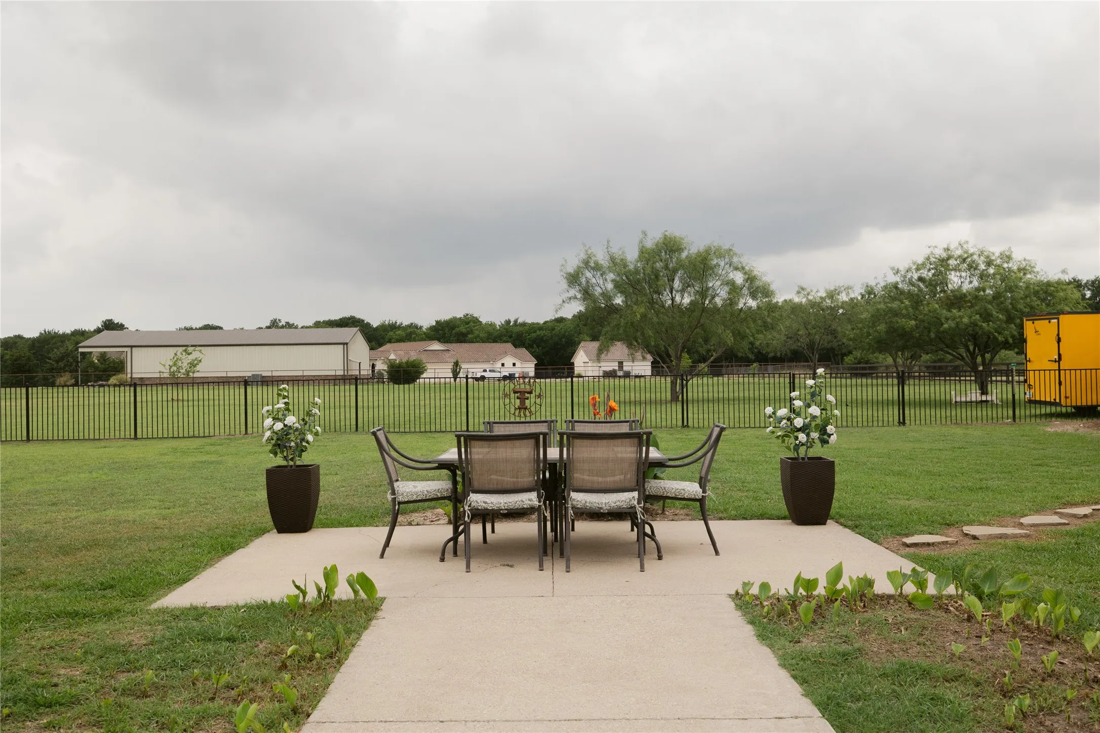 Single Family Residence For Rent in Rockwall County , 624 Horseshoe Bend, Royse City, Texas 75189, 5 Bedroom, 4 Bathroom, 3 Garage spaces, 2,957 Sqft, built in 2004, mls#21350837, Real Estate Agent in Royse City, Homes For Rent in Rockwall county, Homes For Rent in Royse City, Realtor in Royse City Texas, Real Estate Brokerage Independent Realty Texas, Luminita Cordes Realtor