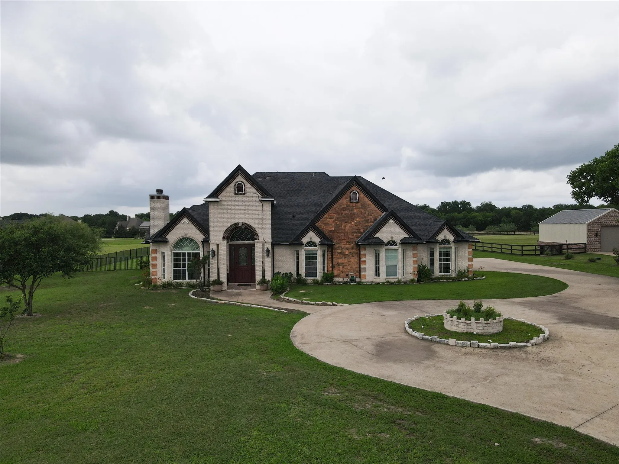 Single Family Residence For Rent in Rockwall County , 624 Horseshoe Bend, Royse City, Texas 75189, 5 Bedroom, 4 Bathroom, 3 Garage spaces, 2,957 Sqft, built in 2004, mls#21350837, Real Estate Agent in Royse City, Homes For Rent in Rockwall county, Homes For Rent in Royse City, Realtor in Royse City Texas, Real Estate Brokerage Independent Realty Texas, Luminita Cordes Realtor