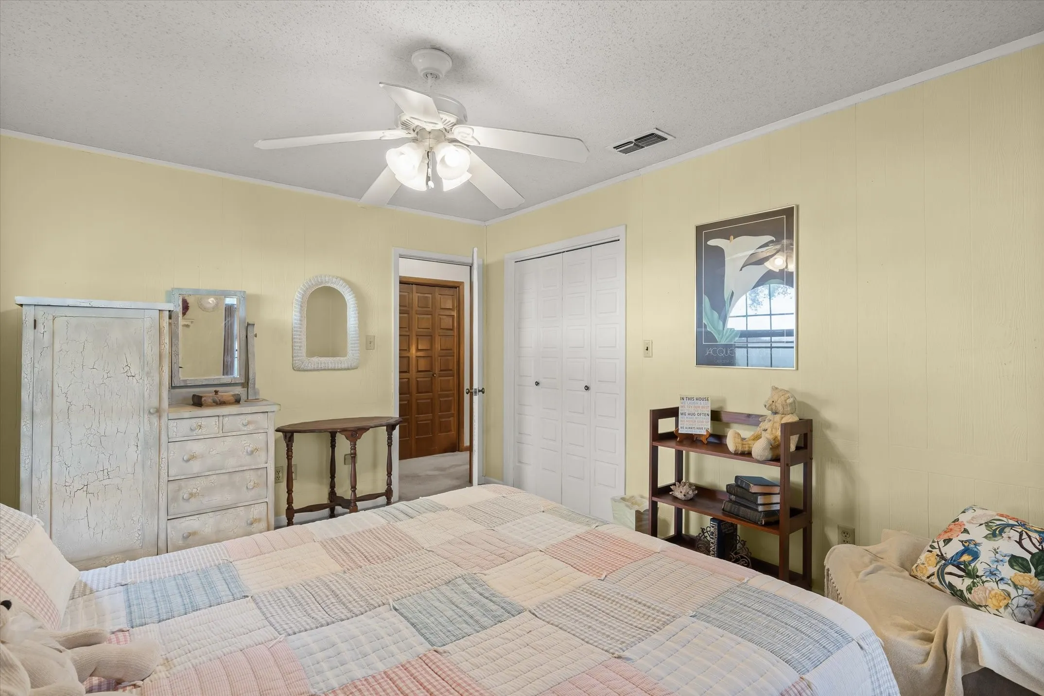 Single Family Residence For Sale in Van Zandt County , 600 VZ County Road 4930, Van, Texas 75790, 4 Bedroom, 3 Bathroom, 2 Garage spaces, 2,001 Sqft, built in 1973, mls#21358746, Real Estate Agent in Van, Homes For Sale in Van Zandt county, Homes For Sale in Van, Realtor in Van Texas, Real Estate Brokerage Independent Realty Texas, Luminita Cordes Realtor