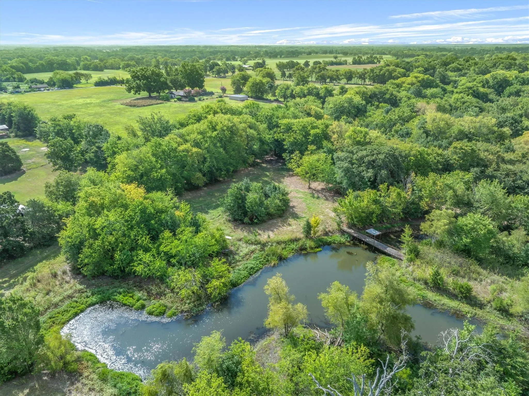 Single Family Residence For Sale in Van Zandt County , 600 VZ County Road 4930, Van, Texas 75790, 4 Bedroom, 3 Bathroom, 2 Garage spaces, 2,001 Sqft, built in 1973, mls#21358746, Real Estate Agent in Van, Homes For Sale in Van Zandt county, Homes For Sale in Van, Realtor in Van Texas, Real Estate Brokerage Independent Realty Texas, Luminita Cordes Realtor