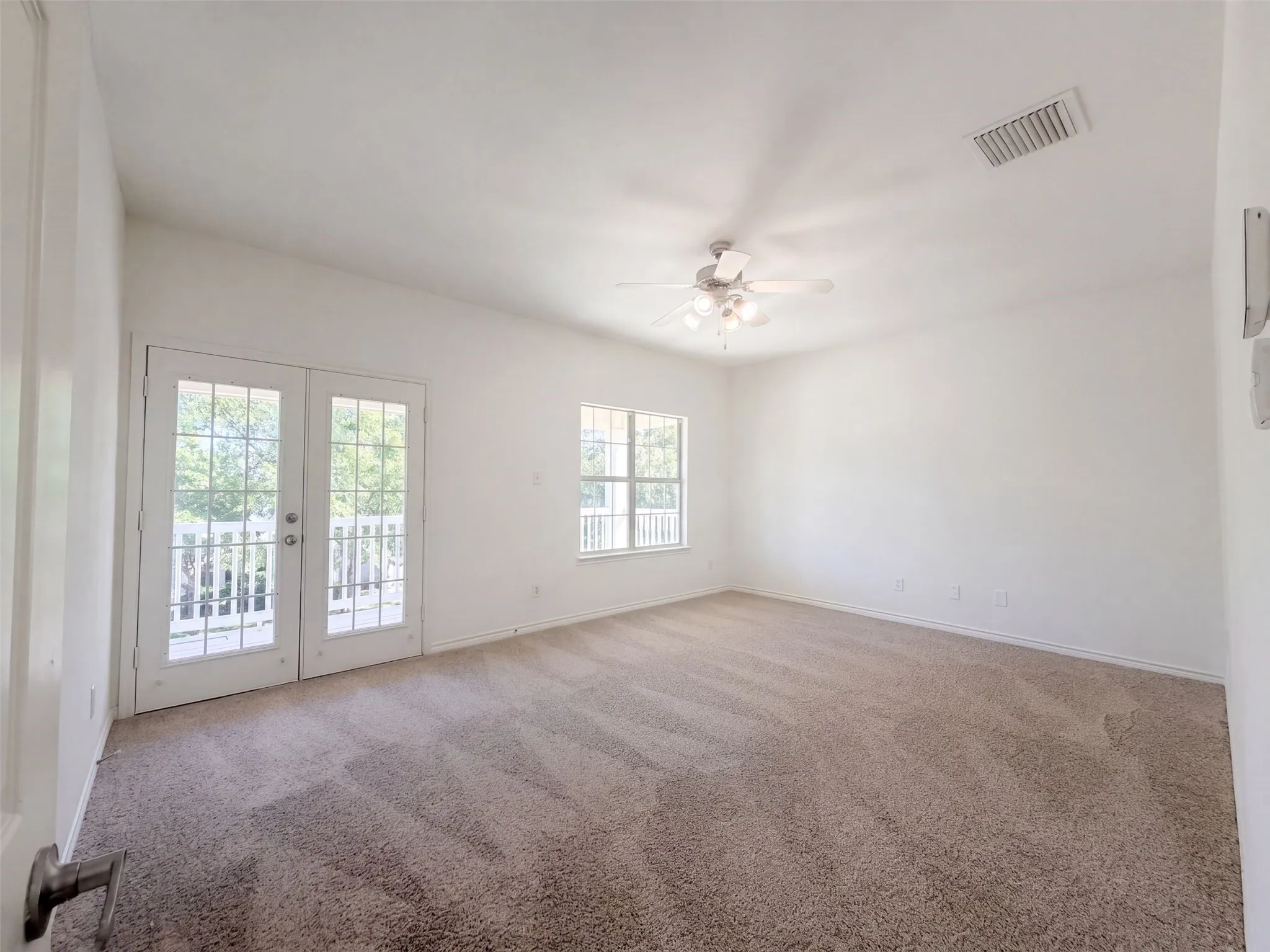 Single Family Residence For Sale in Denton County , 1232 Spanish Moss Drive, Savannah, Texas 76227, 4 Bedroom, 3 Bathroom, 2 Garage spaces, 2,545 Sqft, built in 2006, mls#21359458, Real Estate Agent in Savannah, Homes For Sale in Denton county, Homes For Sale in Savannah, Realtor in Savannah Texas, Real Estate Brokerage Independent Realty Texas, Luminita Cordes Realtor