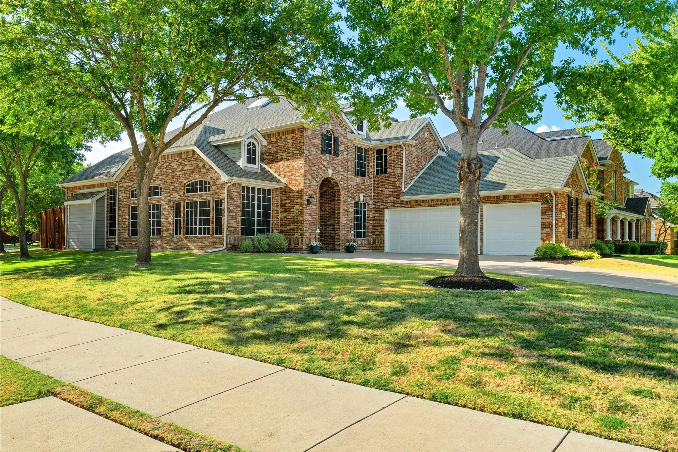 Quarter acre lot offers plenty of room