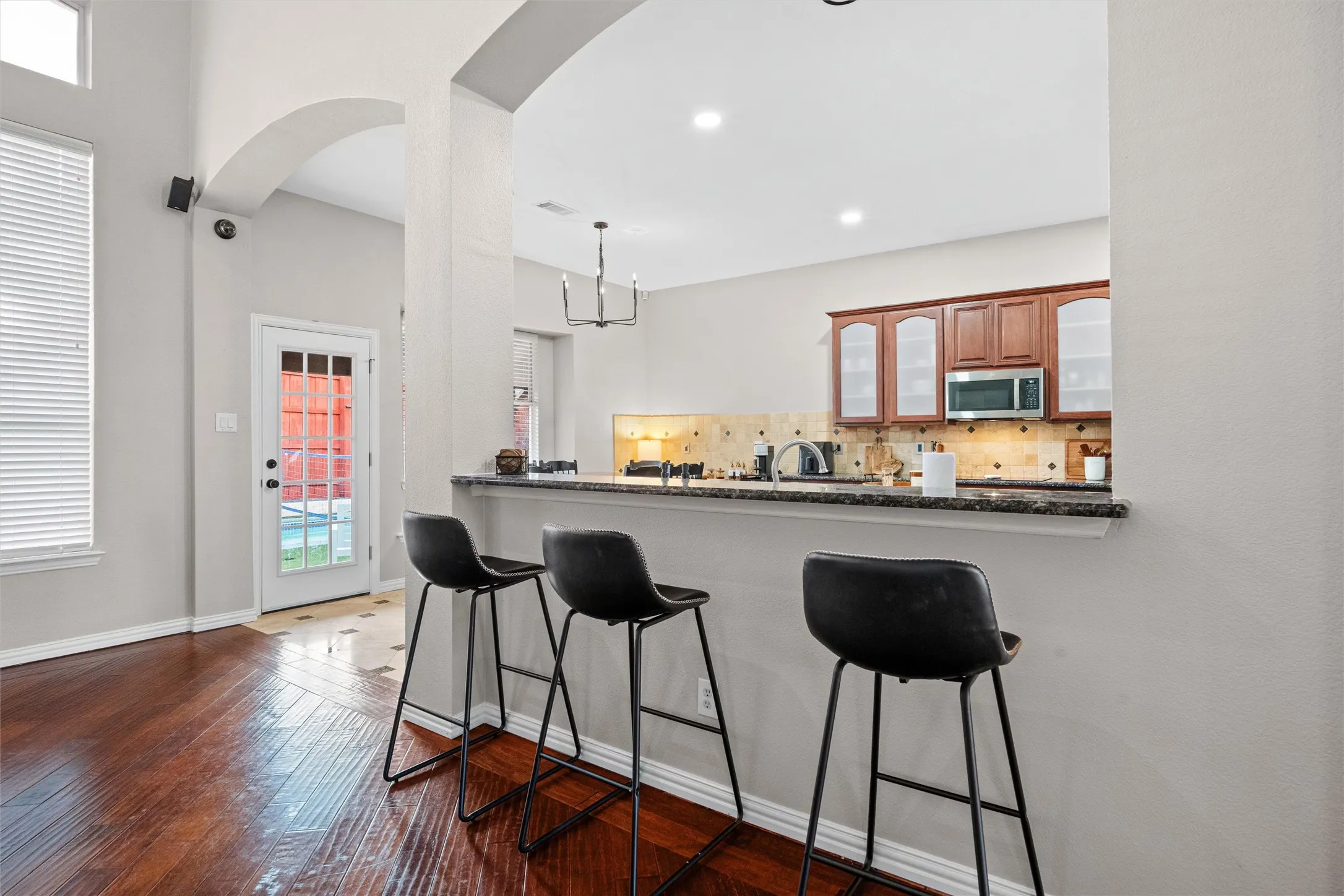 Single Family Residence For Sale in Dallas County , 8213 Turnberry Street, Rowlett, Texas 75089, 4 Bedroom, 4 Bathroom, 3 Garage spaces, 3,965 Sqft, built in 2001, mls#21359042, Real Estate Agent in Rowlett, Homes For Sale in Dallas county, Homes For Sale in Rowlett, Realtor in Rowlett Texas, Real Estate Brokerage Independent Realty Texas, Luminita Cordes Realtor