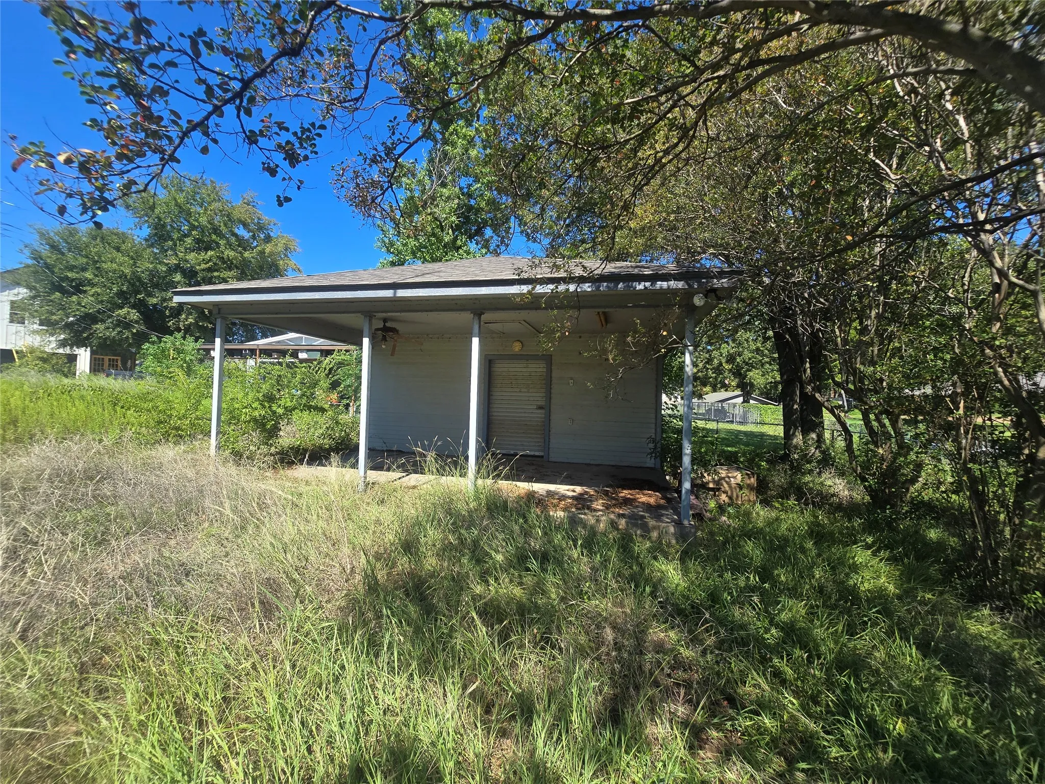 Storage Bldg w/ covered patio