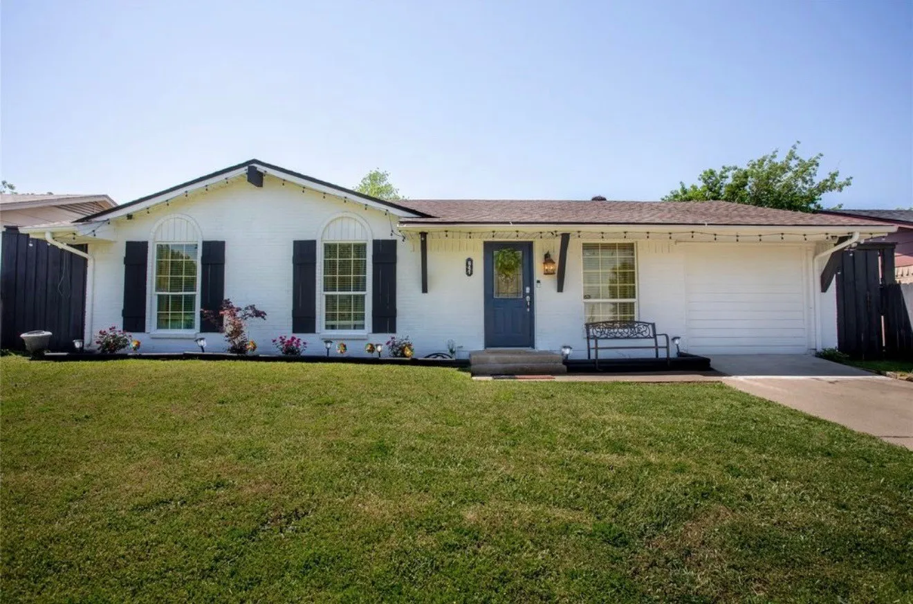 Single Family Residence For Sale in Dallas County , 641 Furlong Drive, Dallas, Texas 75211, 4 Bedroom, 2 Bathroom, Garage spaces, 1,440 Sqft, built in 1971, mls#21357235, Real Estate Agent in Dallas, Homes For Sale in Dallas county, Homes For Sale in Dallas, Realtor in Dallas Texas, Real Estate Brokerage Independent Realty Texas, Luminita Cordes Realtor
