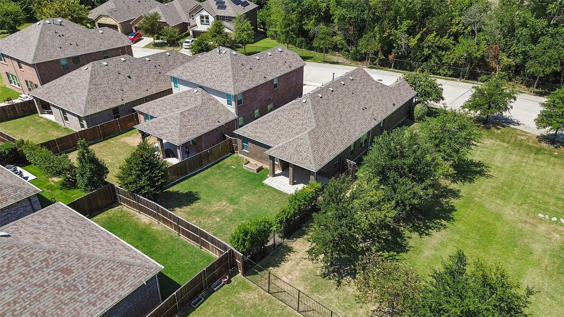 Single Family Residence For Sale in Collin County , 8028 Hickory Branch Drive, Frisco, Texas 75034, 4 Bedroom, 3 Bathroom, 2 Garage spaces, 1,944 Sqft, built in 2019, mls#21359213, Real Estate Agent in Frisco, Homes For Sale in Collin county, Homes For Sale in Frisco, Realtor in Frisco Texas, Real Estate Brokerage Independent Realty Texas, Luminita Cordes Realtor