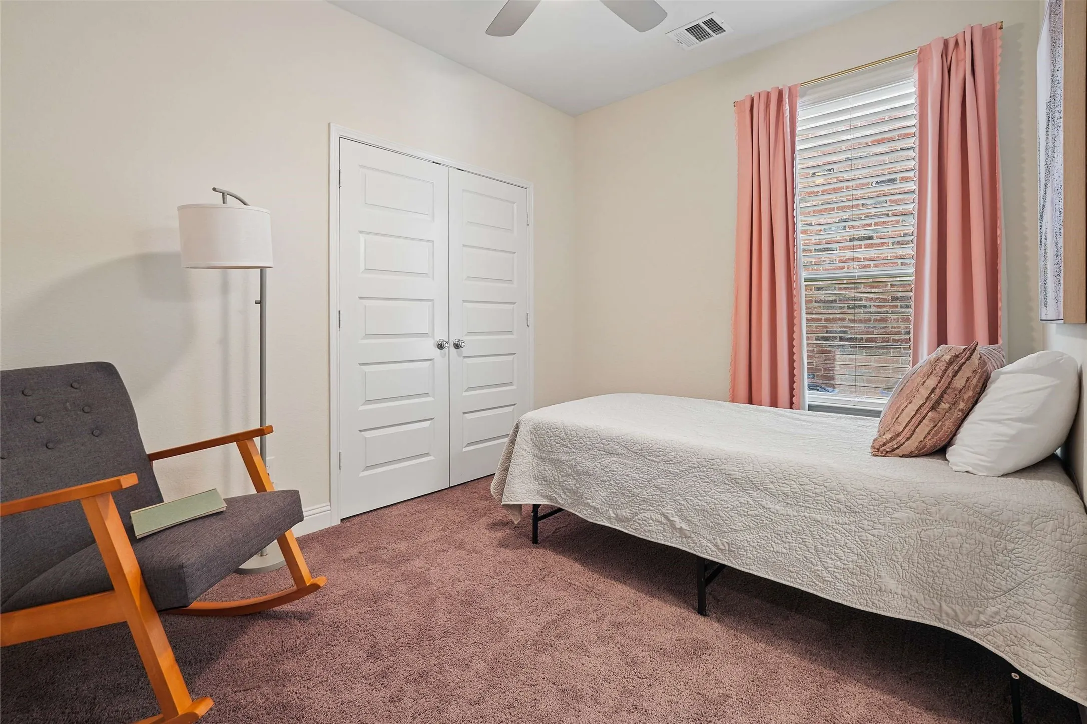 Single Family Residence For Sale in Collin County , 8028 Hickory Branch Drive, Frisco, Texas 75034, 4 Bedroom, 3 Bathroom, 2 Garage spaces, 1,944 Sqft, built in 2019, mls#21359213, Real Estate Agent in Frisco, Homes For Sale in Collin county, Homes For Sale in Frisco, Realtor in Frisco Texas, Real Estate Brokerage Independent Realty Texas, Luminita Cordes Realtor