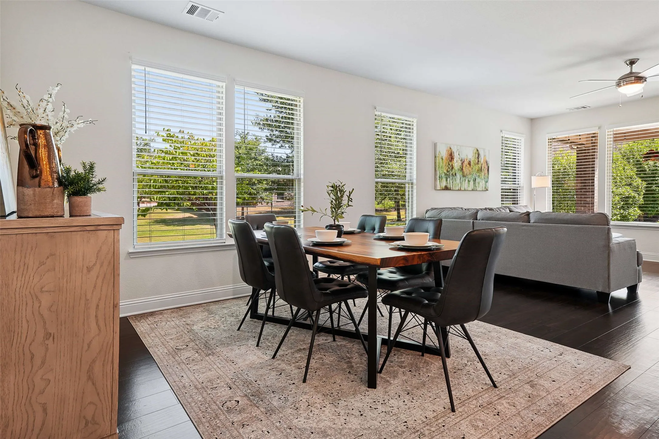 Single Family Residence For Sale in Collin County , 8028 Hickory Branch Drive, Frisco, Texas 75034, 4 Bedroom, 3 Bathroom, 2 Garage spaces, 1,944 Sqft, built in 2019, mls#21359213, Real Estate Agent in Frisco, Homes For Sale in Collin county, Homes For Sale in Frisco, Realtor in Frisco Texas, Real Estate Brokerage Independent Realty Texas, Luminita Cordes Realtor