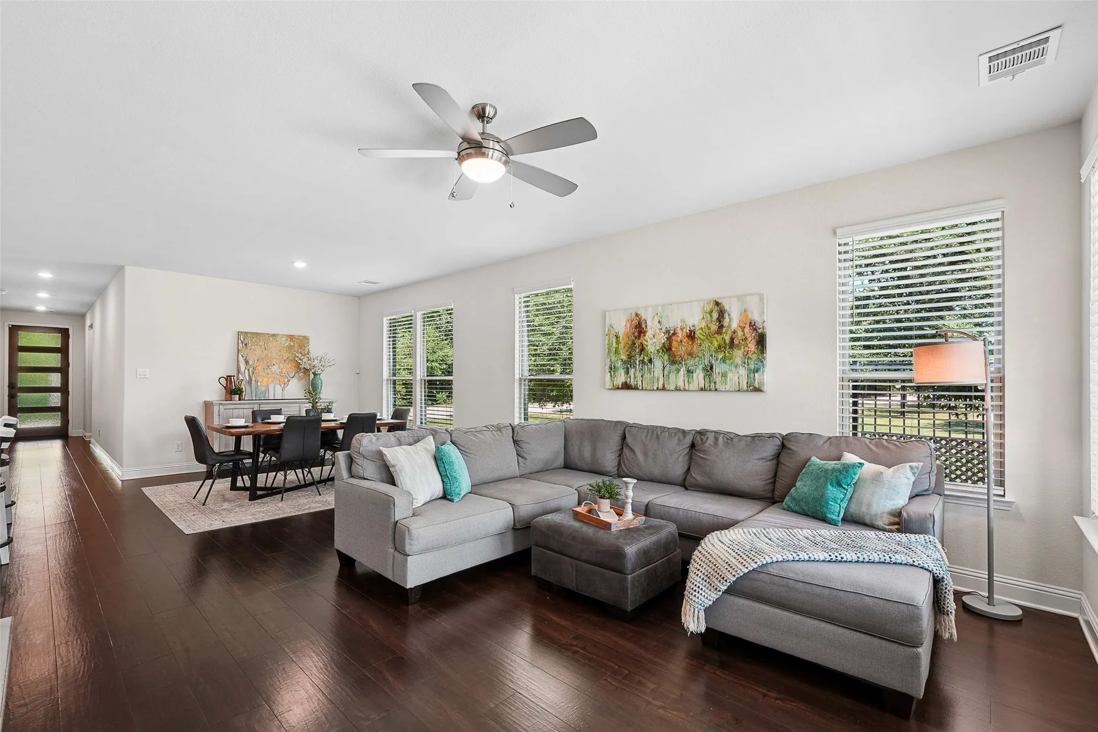 Single Family Residence For Sale in Collin County , 8028 Hickory Branch Drive, Frisco, Texas 75034, 4 Bedroom, 3 Bathroom, 2 Garage spaces, 1,944 Sqft, built in 2019, mls#21359213, Real Estate Agent in Frisco, Homes For Sale in Collin county, Homes For Sale in Frisco, Realtor in Frisco Texas, Real Estate Brokerage Independent Realty Texas, Luminita Cordes Realtor
