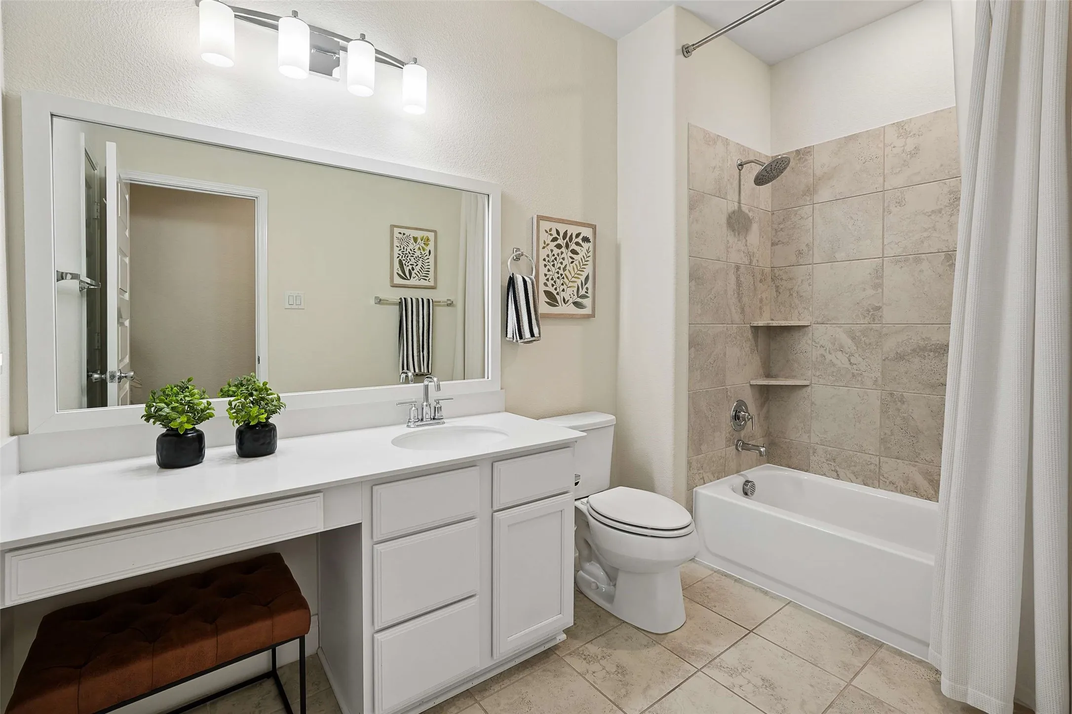 Single Family Residence For Sale in Collin County , 8028 Hickory Branch Drive, Frisco, Texas 75034, 4 Bedroom, 3 Bathroom, 2 Garage spaces, 1,944 Sqft, built in 2019, mls#21359213, Real Estate Agent in Frisco, Homes For Sale in Collin county, Homes For Sale in Frisco, Realtor in Frisco Texas, Real Estate Brokerage Independent Realty Texas, Luminita Cordes Realtor