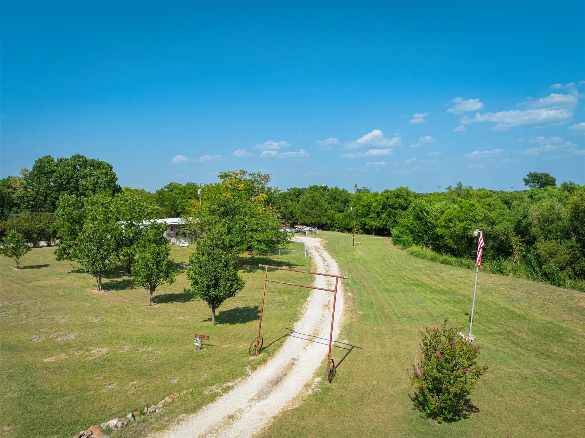 Mobile Home For Sale in Collin County , 2542 Greenfield, Princeton, Texas 75407, 3 Bedroom, 2 Bathroom, Garage spaces, 1,216 Sqft, built in 1982, mls#21359153, Real Estate Agent in Princeton, Homes For Sale in Collin county, Homes For Sale in Princeton, Realtor in Princeton Texas, Real Estate Brokerage Independent Realty Texas, Luminita Cordes Realtor