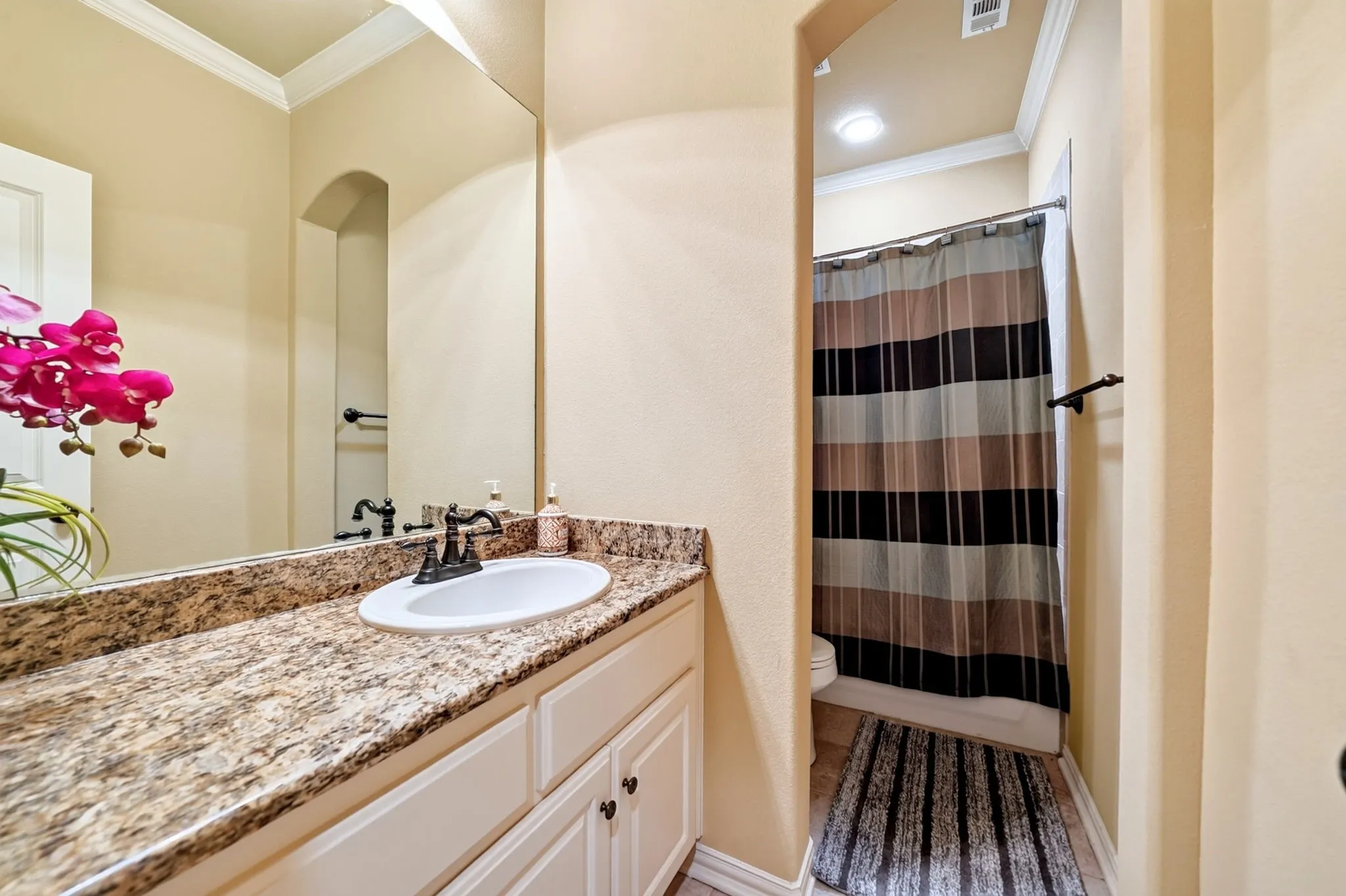 Single Family Residence For Sale in Rockwall County , 117 Mallard Crossing, Heath, Texas 75032, 4 Bedroom, 6 Bathroom, 3 Garage spaces, 4,779 Sqft, built in 2006, mls#21350439, Real Estate Agent in Heath, Homes For Sale in Rockwall county, Homes For Sale in Heath, Realtor in Heath Texas, Real Estate Brokerage Independent Realty Texas, Luminita Cordes Realtor