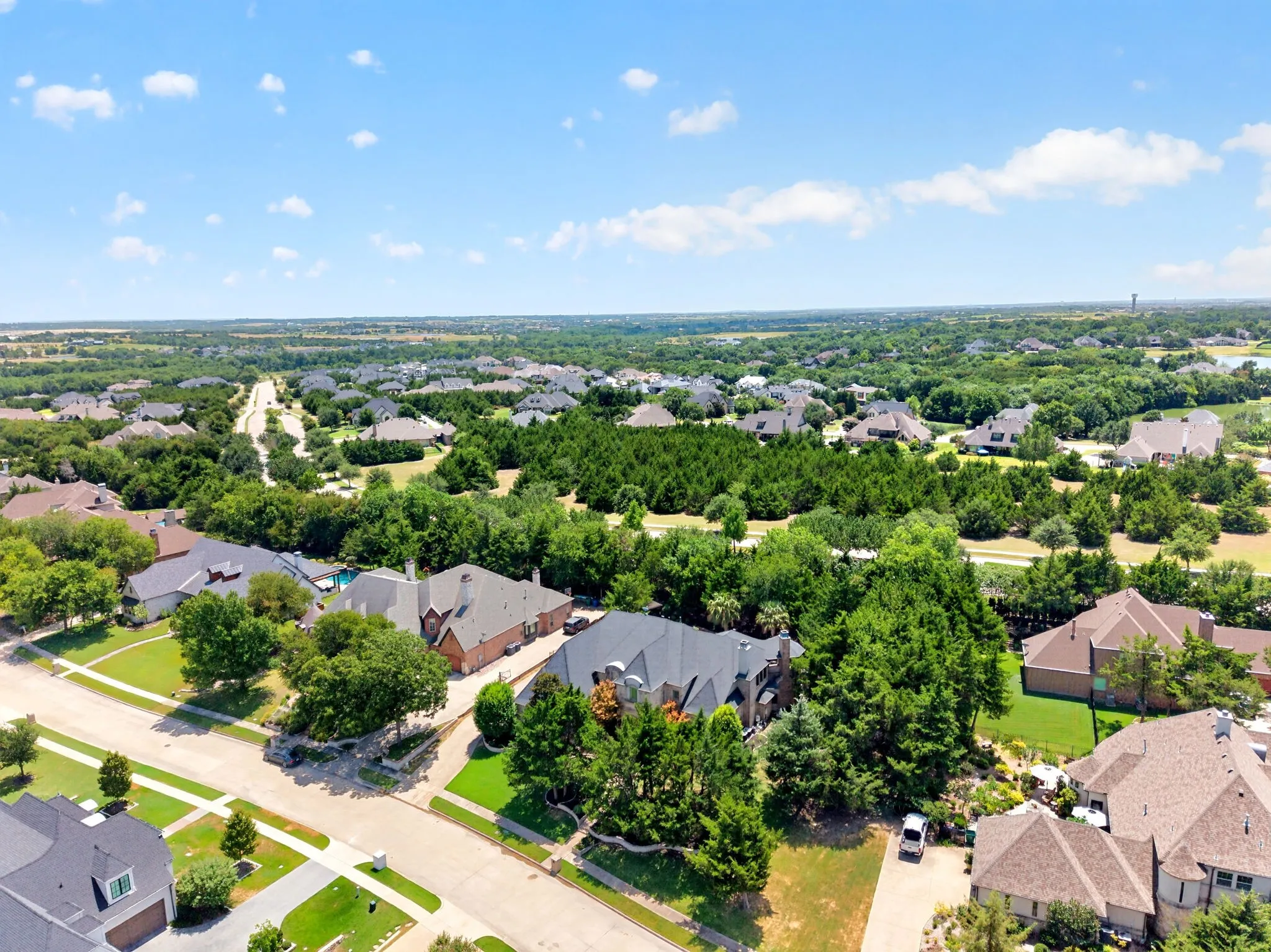 Single Family Residence For Sale in Rockwall County , 117 Mallard Crossing, Heath, Texas 75032, 4 Bedroom, 6 Bathroom, 3 Garage spaces, 4,779 Sqft, built in 2006, mls#21350439, Real Estate Agent in Heath, Homes For Sale in Rockwall county, Homes For Sale in Heath, Realtor in Heath Texas, Real Estate Brokerage Independent Realty Texas, Luminita Cordes Realtor