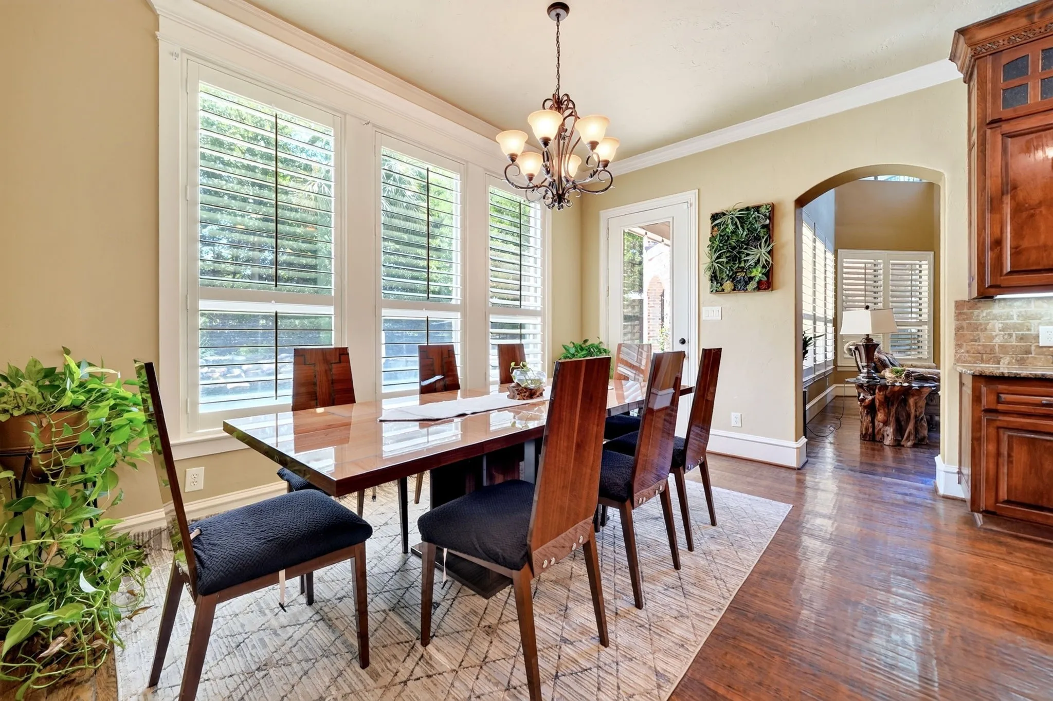 Single Family Residence For Sale in Rockwall County , 117 Mallard Crossing, Heath, Texas 75032, 4 Bedroom, 6 Bathroom, 3 Garage spaces, 4,779 Sqft, built in 2006, mls#21350439, Real Estate Agent in Heath, Homes For Sale in Rockwall county, Homes For Sale in Heath, Realtor in Heath Texas, Real Estate Brokerage Independent Realty Texas, Luminita Cordes Realtor