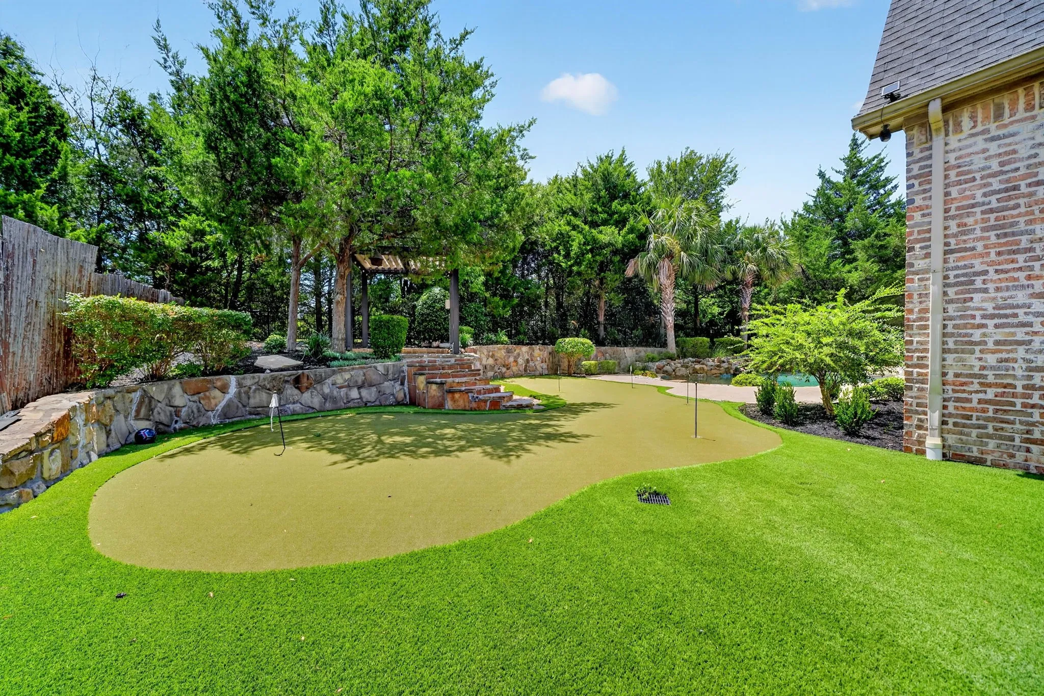 Single Family Residence For Sale in Rockwall County , 117 Mallard Crossing, Heath, Texas 75032, 4 Bedroom, 6 Bathroom, 3 Garage spaces, 4,779 Sqft, built in 2006, mls#21350439, Real Estate Agent in Heath, Homes For Sale in Rockwall county, Homes For Sale in Heath, Realtor in Heath Texas, Real Estate Brokerage Independent Realty Texas, Luminita Cordes Realtor