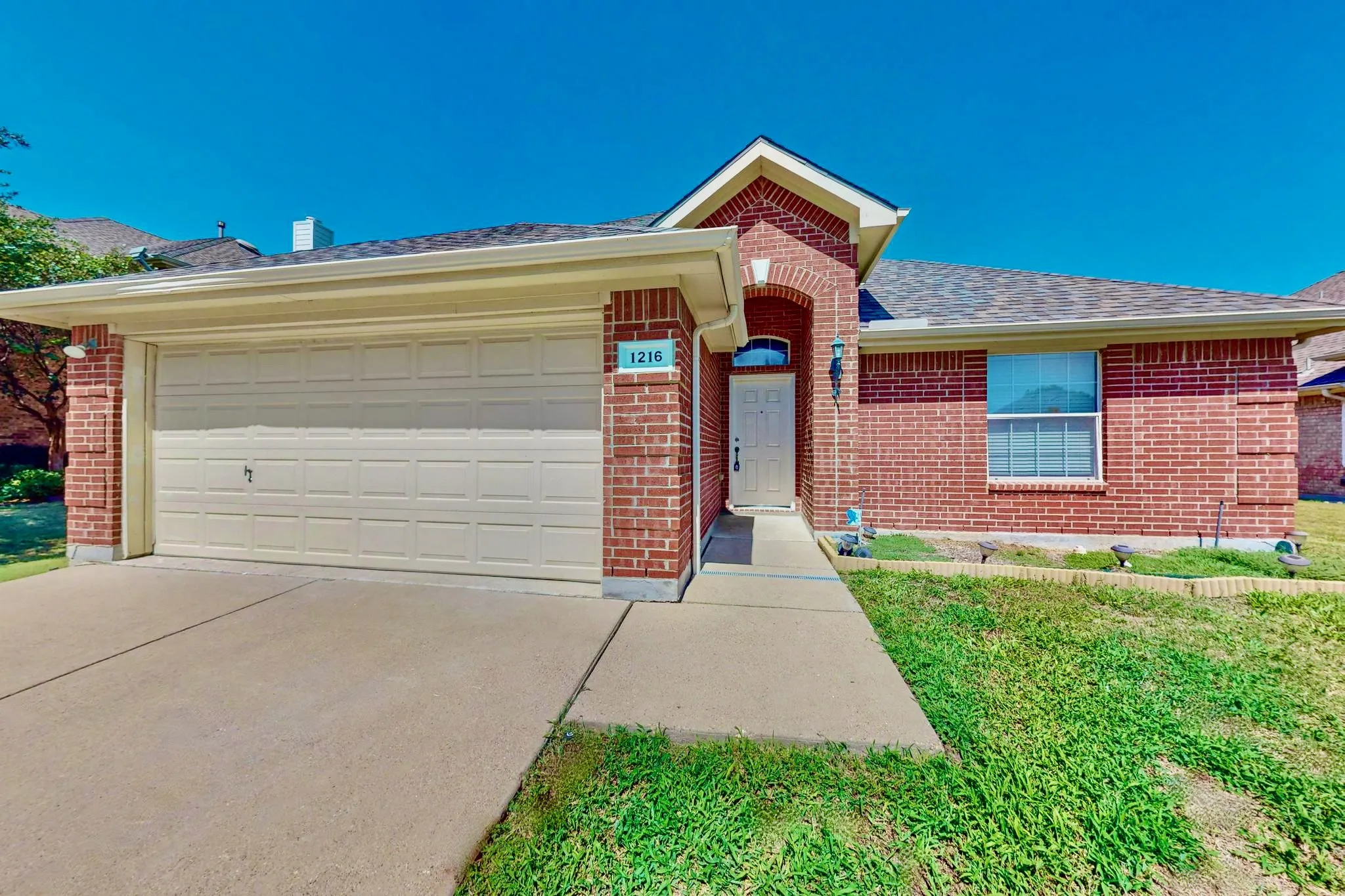 Single Family Residence For Rent in Dallas County , 1216 Lake Forest Drive, Grand Prairie, Texas 75052, 4 Bedroom, 2 Bathroom, 2 Garage spaces, 1,964 Sqft, built in 2005, mls#21359438, Real Estate Agent in Grand Prairie, Homes For Rent in Dallas county, Homes For Rent in Grand Prairie, Realtor in Grand Prairie Texas, Real Estate Brokerage Independent Realty Texas, Luminita Cordes Realtor