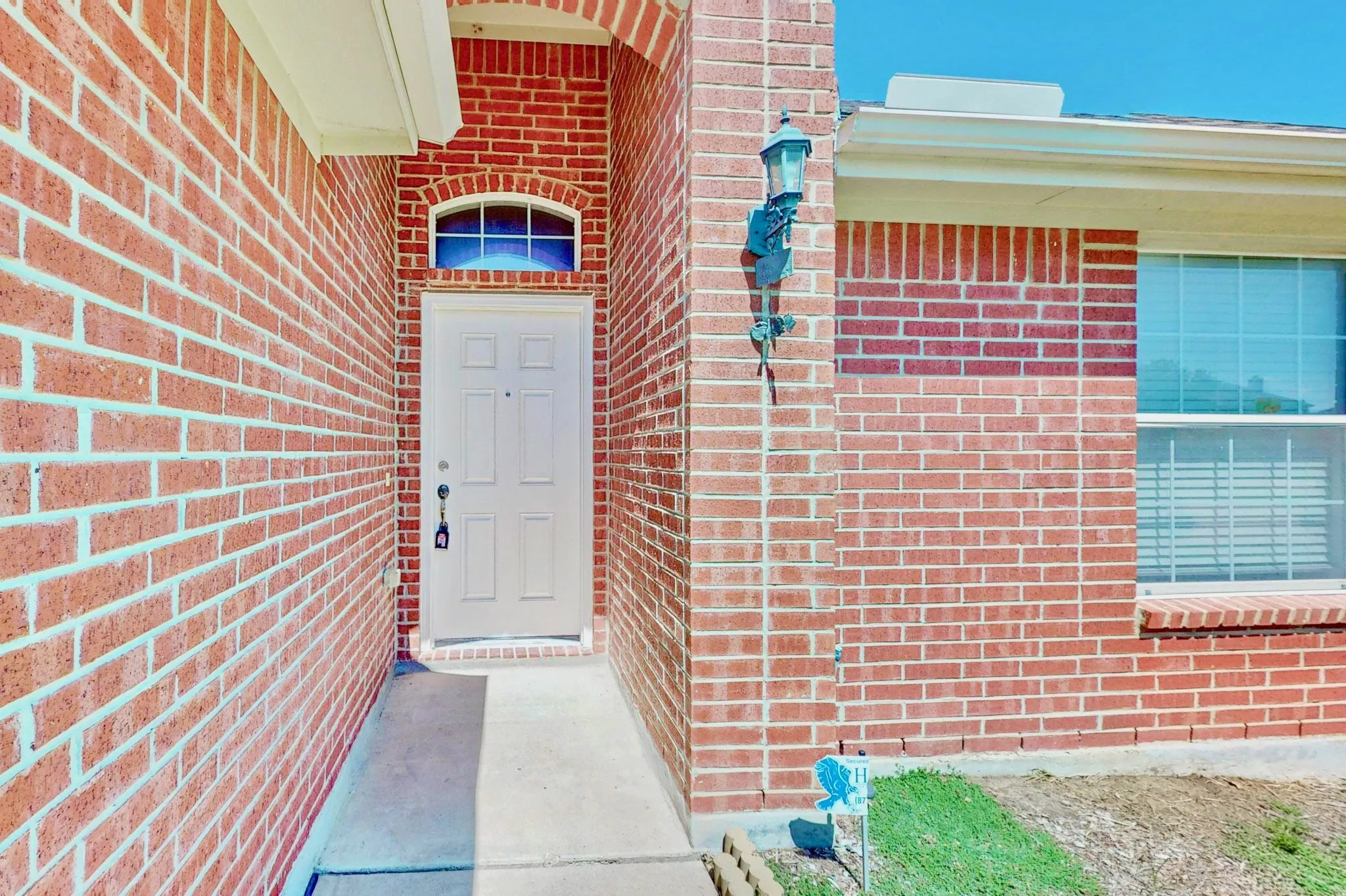 Single Family Residence For Rent in Dallas County , 1216 Lake Forest Drive, Grand Prairie, Texas 75052, 4 Bedroom, 2 Bathroom, 2 Garage spaces, 1,964 Sqft, built in 2005, mls#21359438, Real Estate Agent in Grand Prairie, Homes For Rent in Dallas county, Homes For Rent in Grand Prairie, Realtor in Grand Prairie Texas, Real Estate Brokerage Independent Realty Texas, Luminita Cordes Realtor