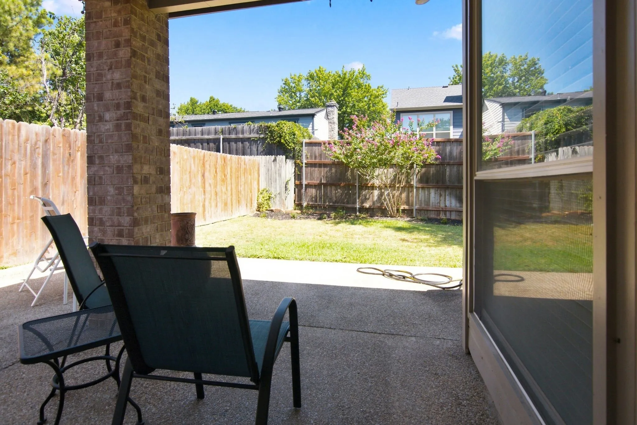 Single Family Residence For Sale in Tarrant County , 512 Coventry Drive, Grapevine, Texas 76051, 3 Bedroom, 2 Bathroom, 2 Garage spaces, 2,206 Sqft, built in 1996, mls#21357881, Real Estate Agent in Grapevine, Homes For Sale in Tarrant county, Homes For Sale in Grapevine, Realtor in Grapevine Texas, Real Estate Brokerage Independent Realty Texas, Luminita Cordes Realtor