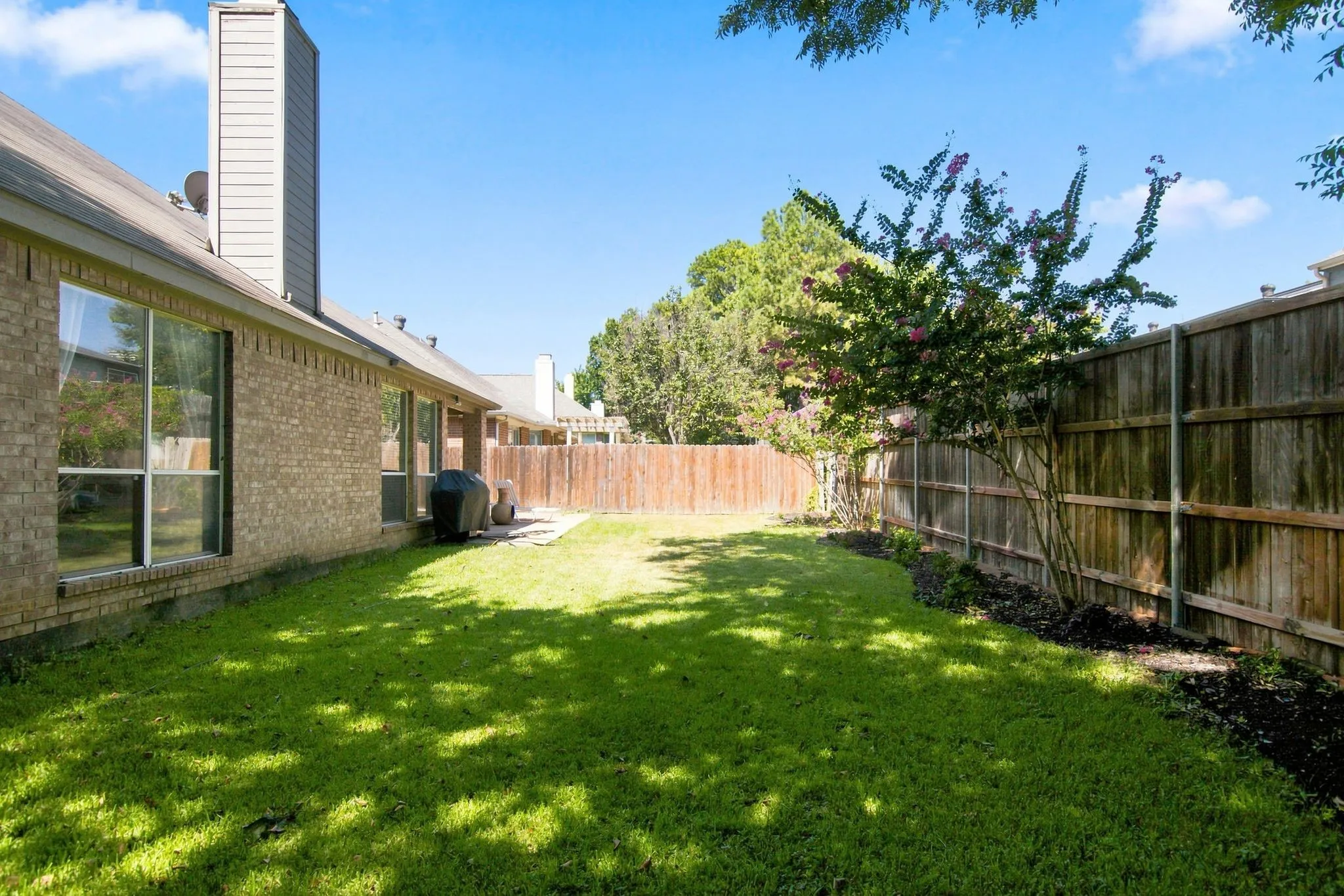Single Family Residence For Sale in Tarrant County , 512 Coventry Drive, Grapevine, Texas 76051, 3 Bedroom, 2 Bathroom, 2 Garage spaces, 2,206 Sqft, built in 1996, mls#21357881, Real Estate Agent in Grapevine, Homes For Sale in Tarrant county, Homes For Sale in Grapevine, Realtor in Grapevine Texas, Real Estate Brokerage Independent Realty Texas, Luminita Cordes Realtor