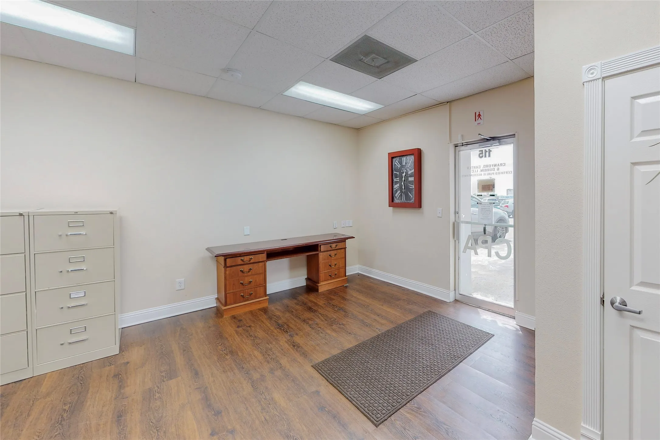Retail For Rent in Dallas County , 115 W Main Street, Grand Prairie, Texas 75050, 0, 0, Garage spaces, 0 Sqft, built in 1975, mls#21359482, Real Estate Agent in Grand Prairie, Homes For Rent in Dallas county, Homes For Rent in Grand Prairie, Realtor in Grand Prairie Texas, Real Estate Brokerage Independent Realty Texas, Luminita Cordes Realtor