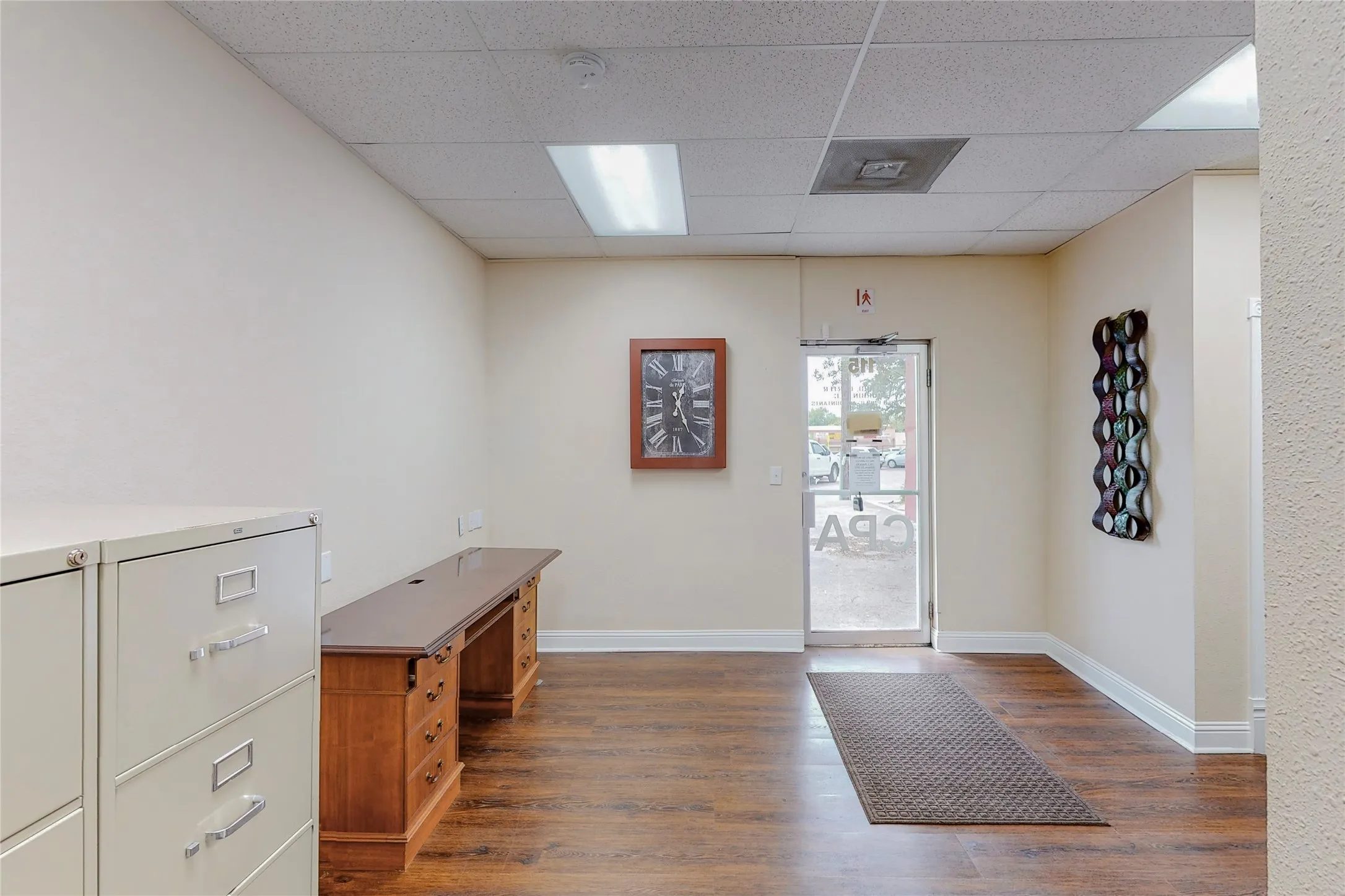 Retail For Rent in Dallas County , 115 W Main Street, Grand Prairie, Texas 75050, 0, 0, Garage spaces, 0 Sqft, built in 1975, mls#21359482, Real Estate Agent in Grand Prairie, Homes For Rent in Dallas county, Homes For Rent in Grand Prairie, Realtor in Grand Prairie Texas, Real Estate Brokerage Independent Realty Texas, Luminita Cordes Realtor