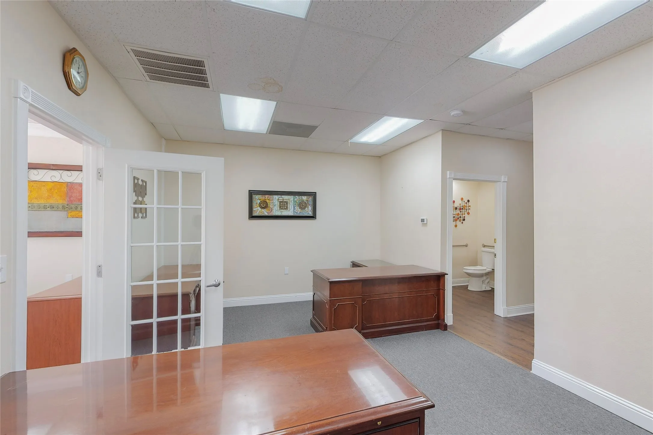 Retail For Rent in Dallas County , 115 W Main Street, Grand Prairie, Texas 75050, 0, 0, Garage spaces, 0 Sqft, built in 1975, mls#21359482, Real Estate Agent in Grand Prairie, Homes For Rent in Dallas county, Homes For Rent in Grand Prairie, Realtor in Grand Prairie Texas, Real Estate Brokerage Independent Realty Texas, Luminita Cordes Realtor